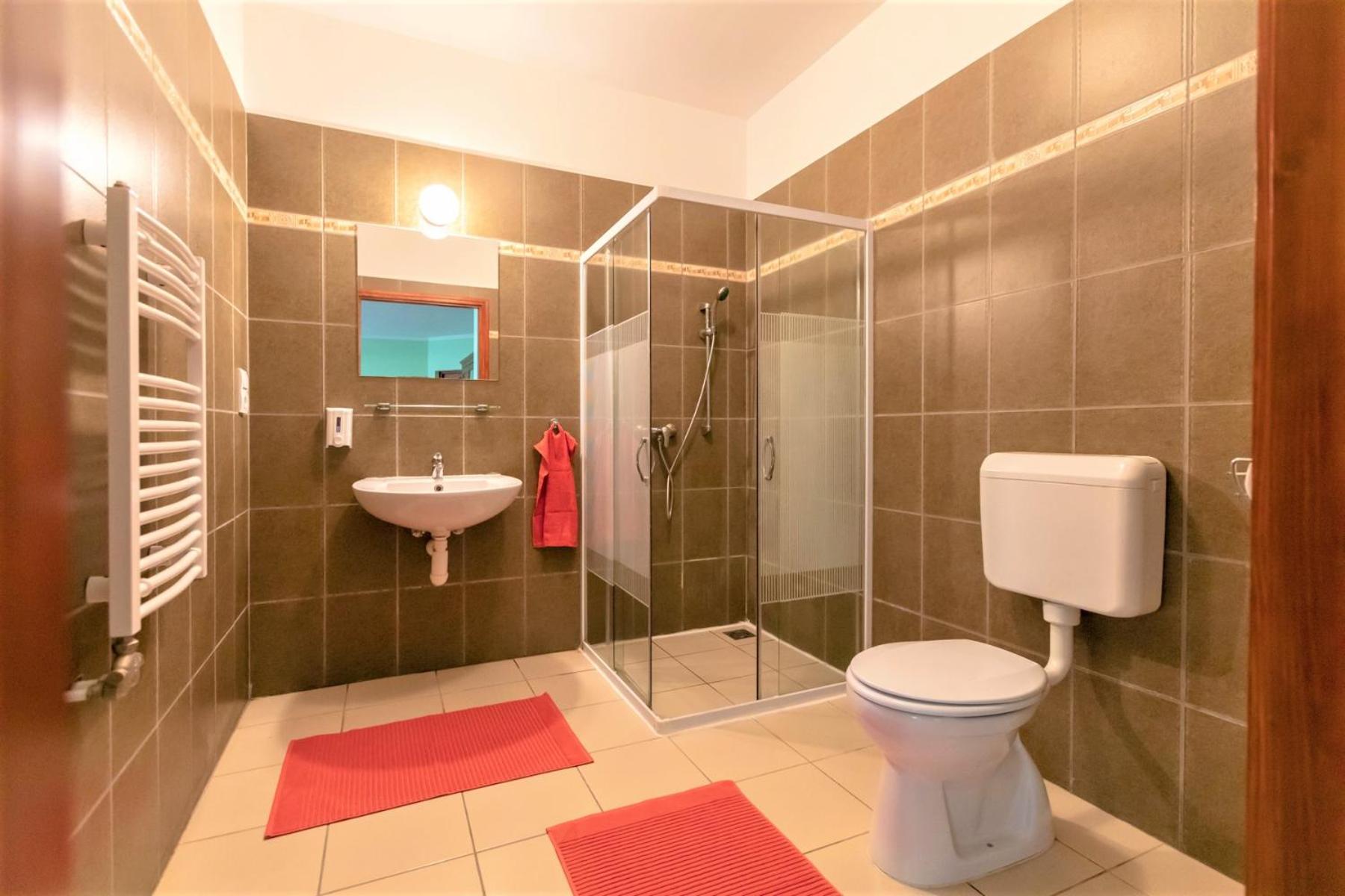 Deluxe Quadruple Room photo 2