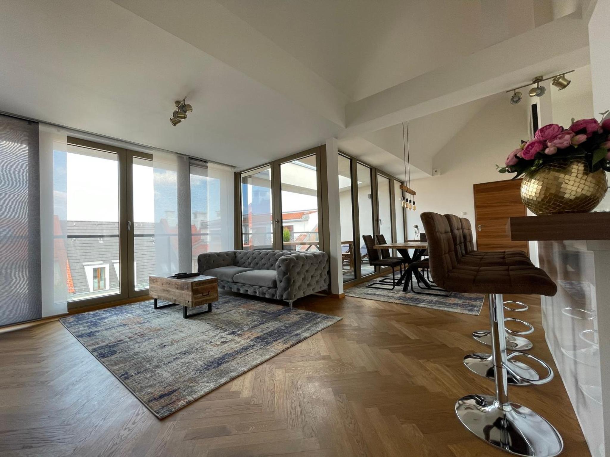 Two-Bedroom Apartment - Photo 2