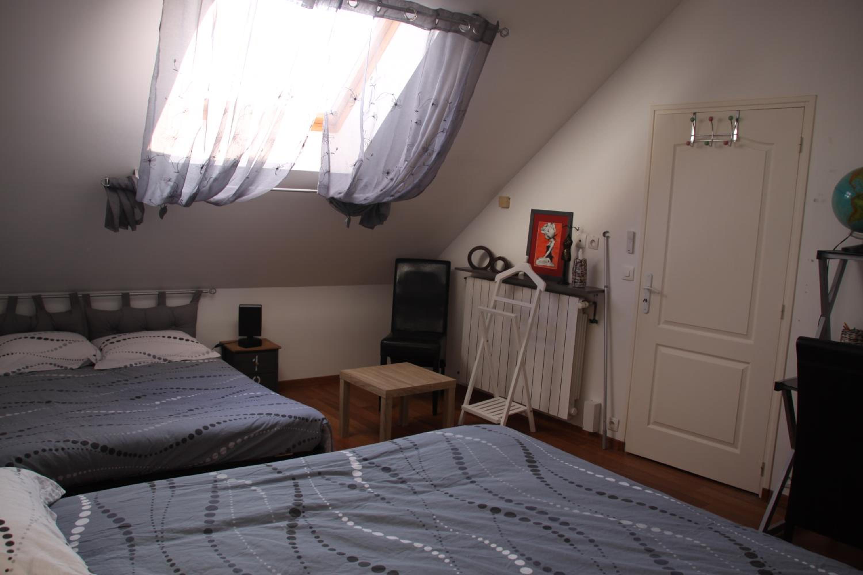 Family Room with Private Bathroom - Photo 19