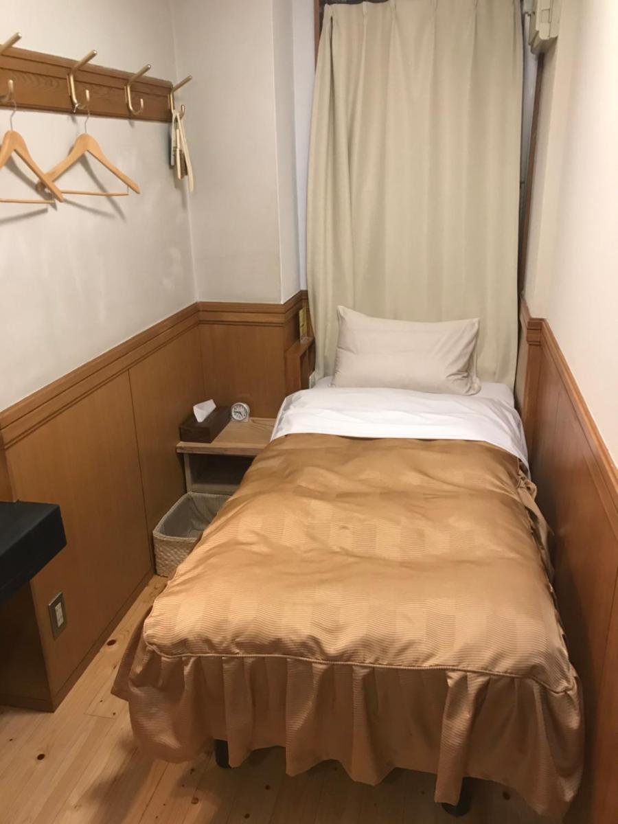 Compact Single Room - Non-Smoking photo 1