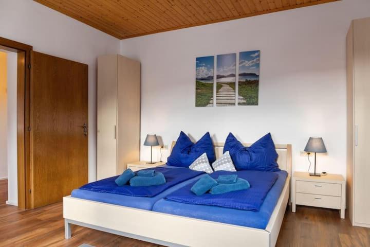 Three-Bedroom Apartment - Photo 25