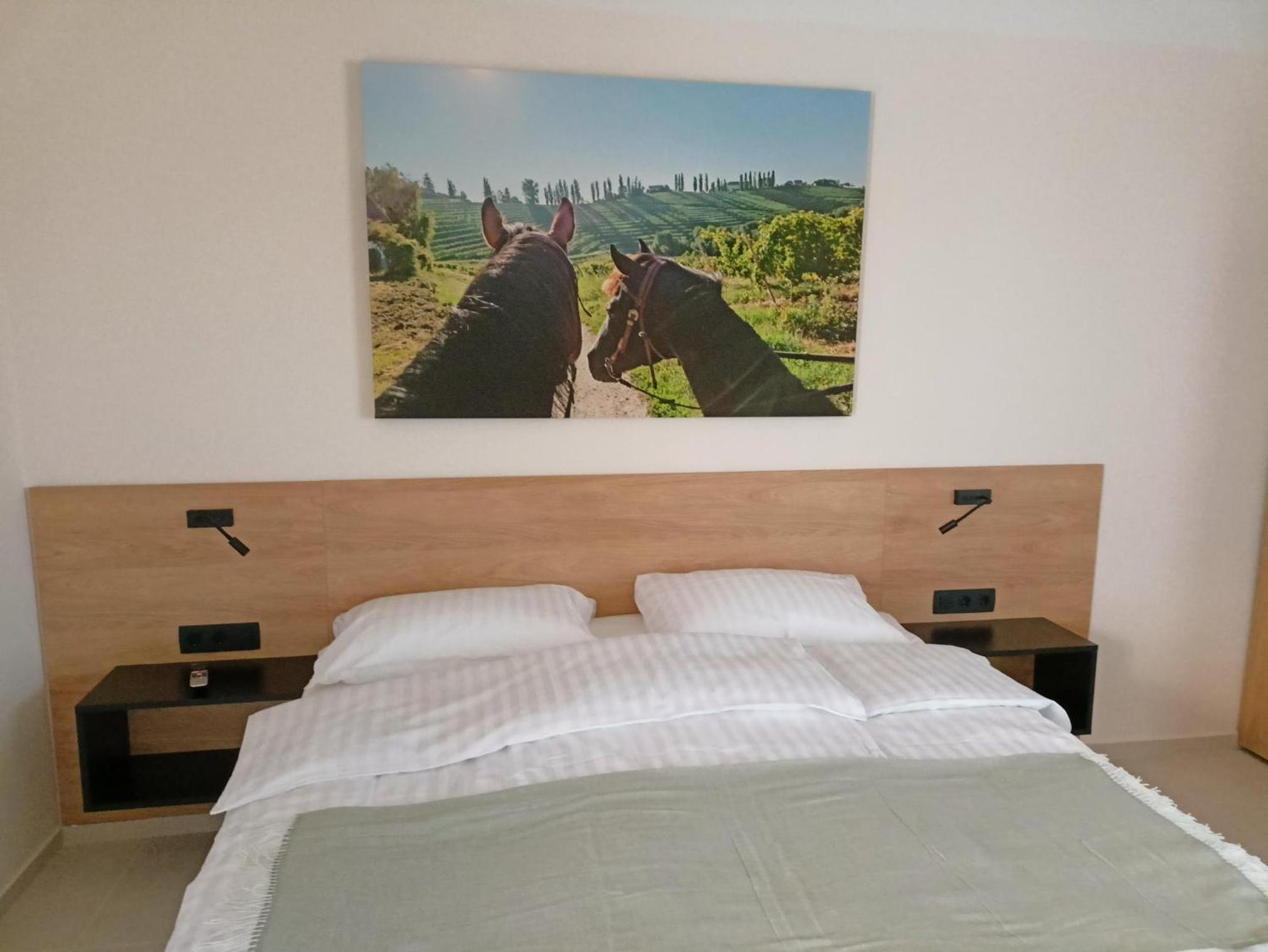 Double Room - Photo 2