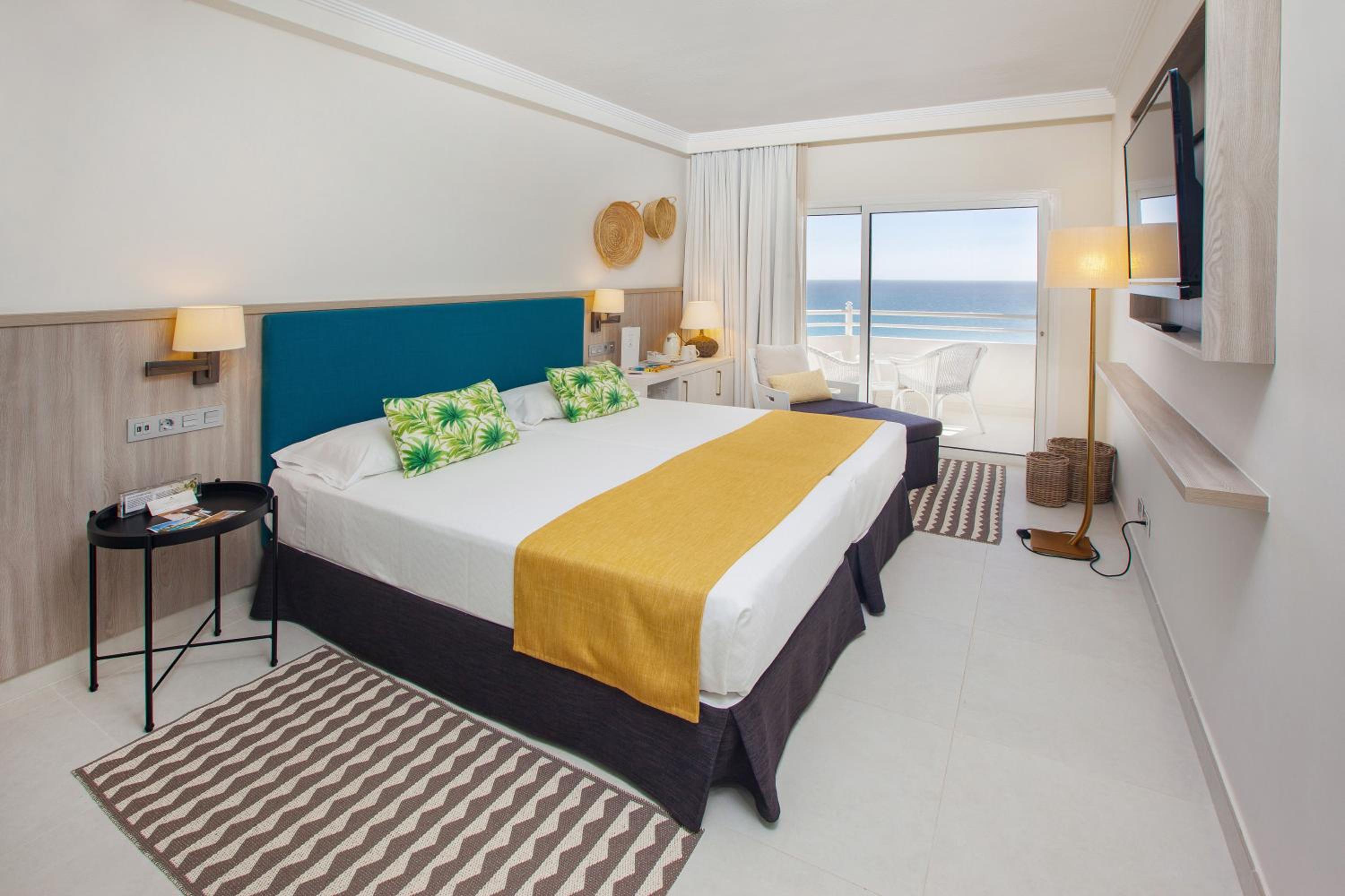 Deluxe Double Room with View - Photo 1