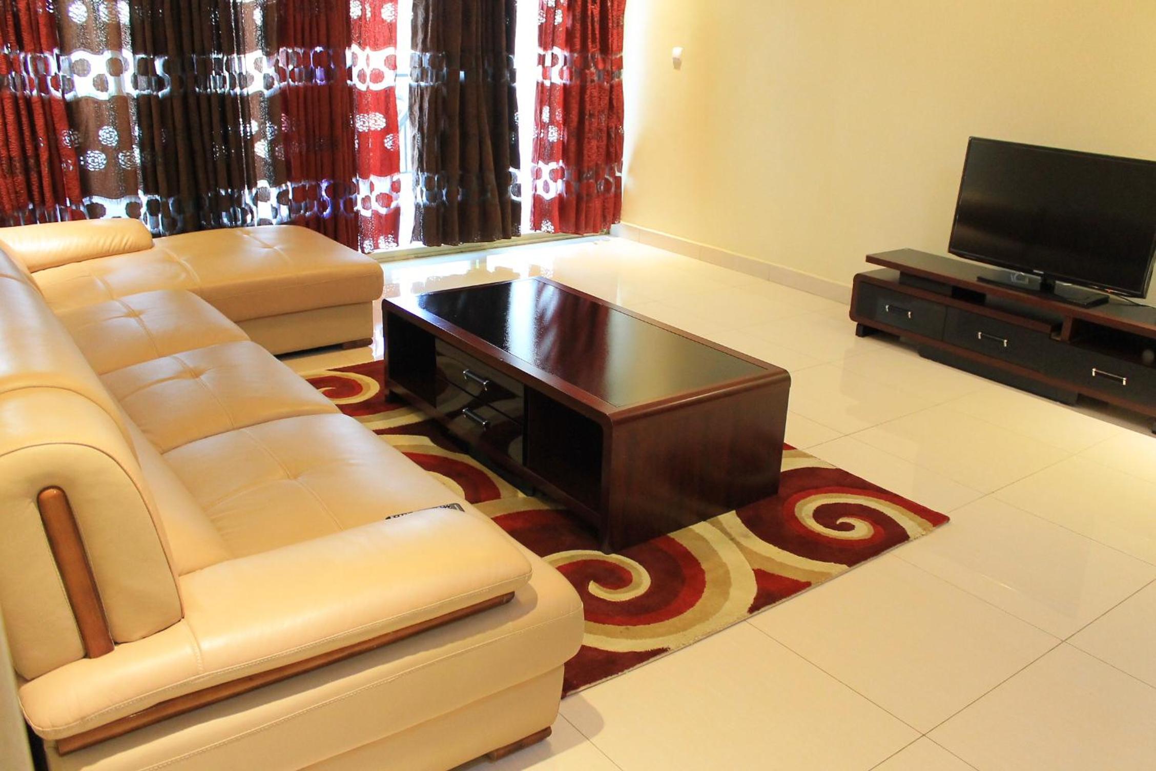 Suite Apartment photo 1