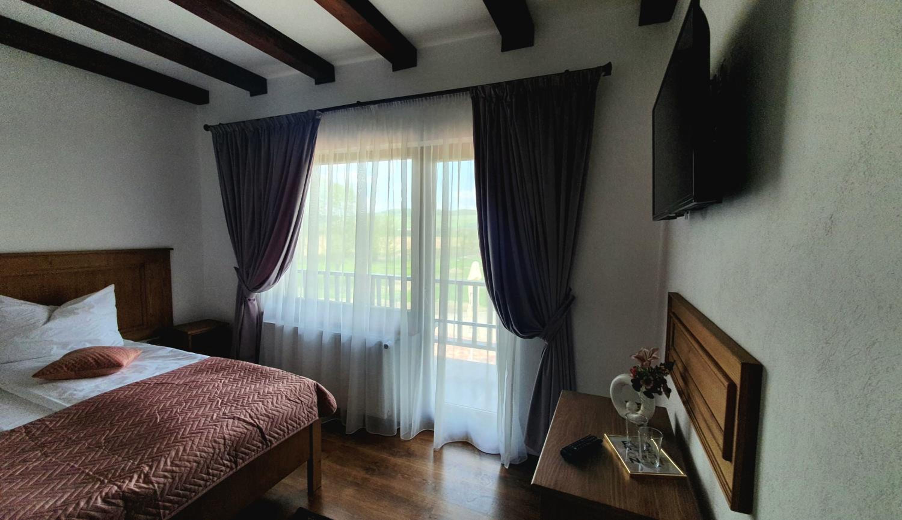 Family Room with Garden View photo 1