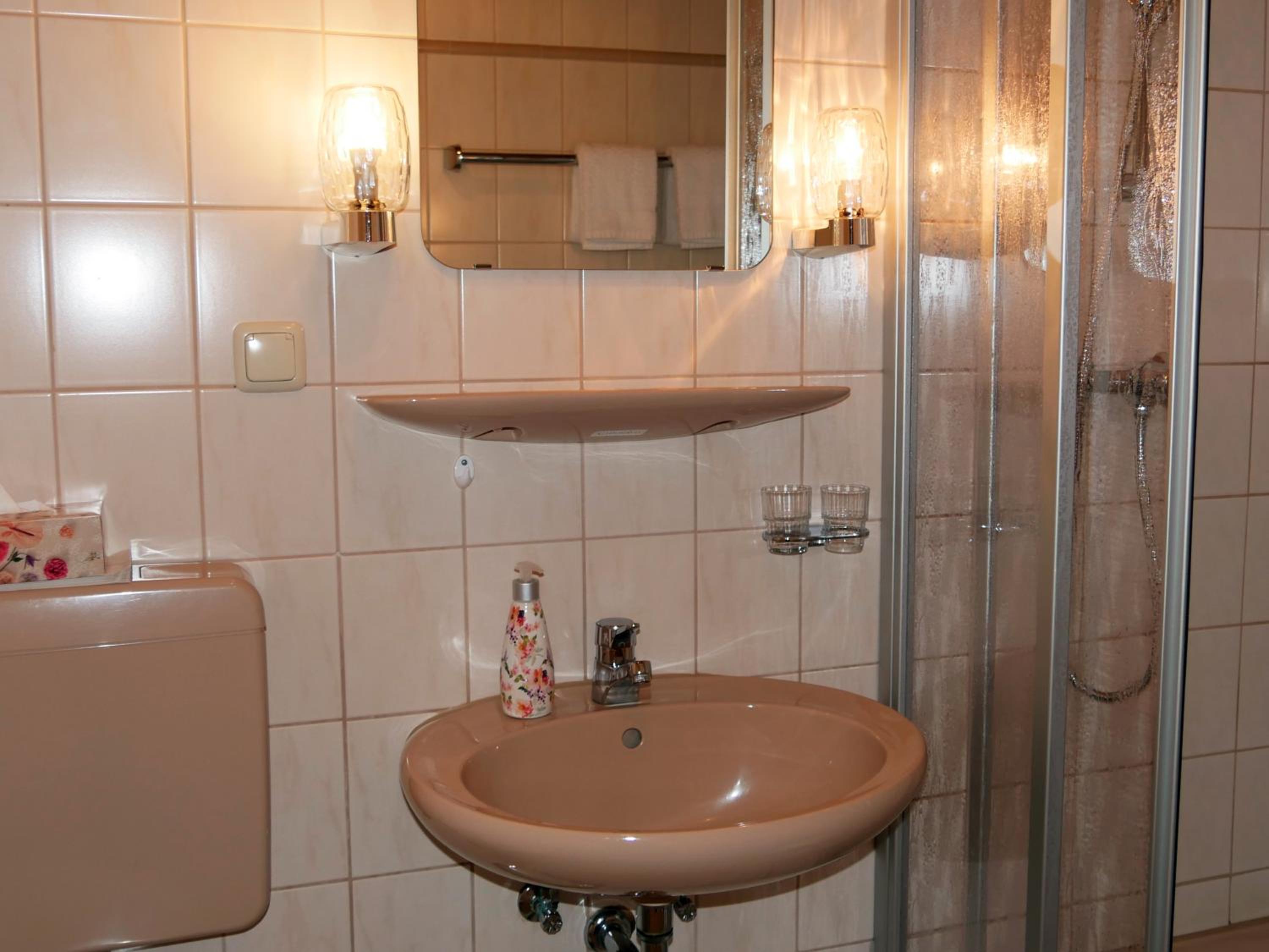 Double Room - Photo 3