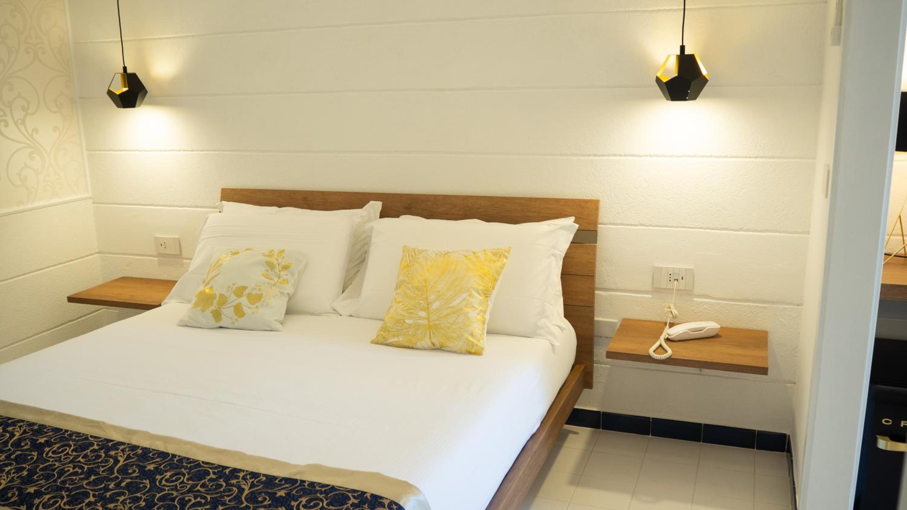 Standard Double Room with Patio photo 1