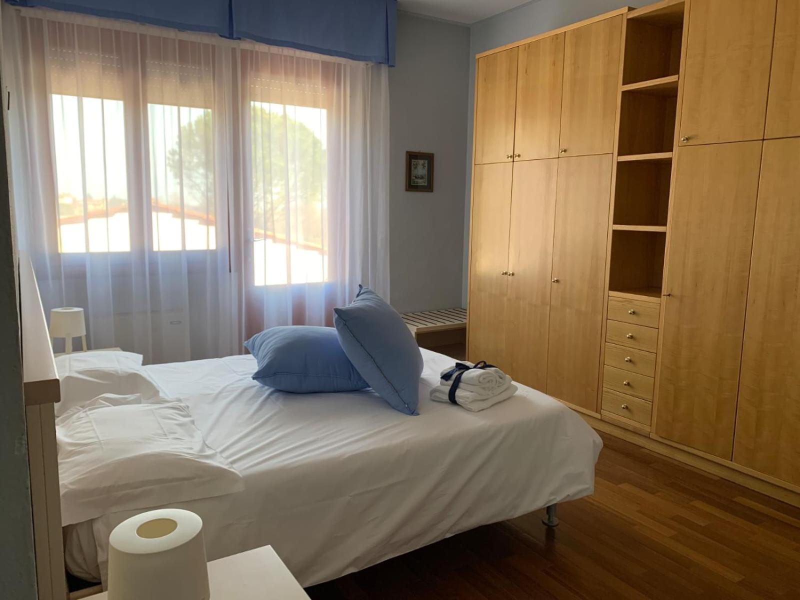 Triple Room with Private Bathroom - Photo 3