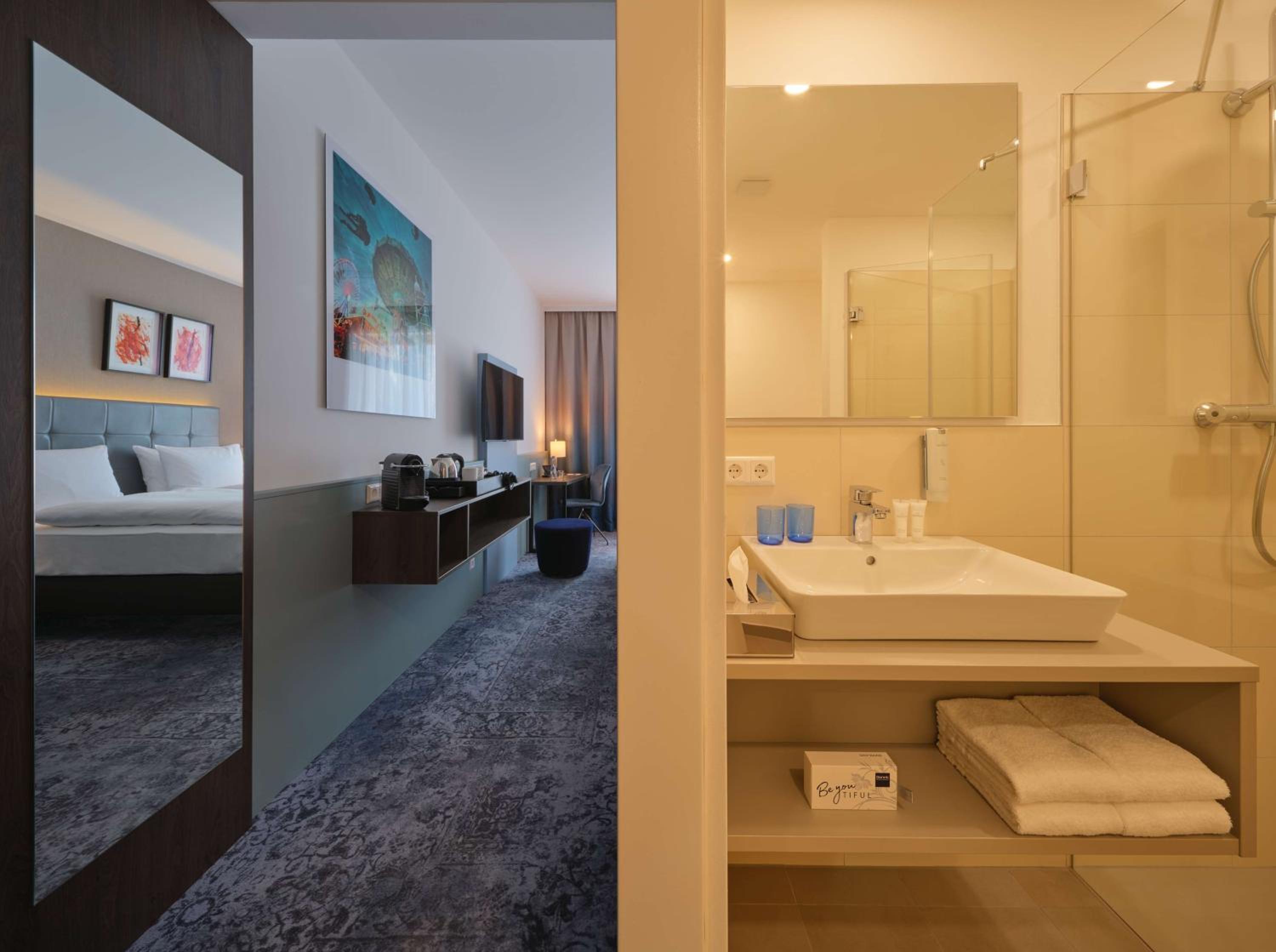 Comfort Room with Double Bed photo 3