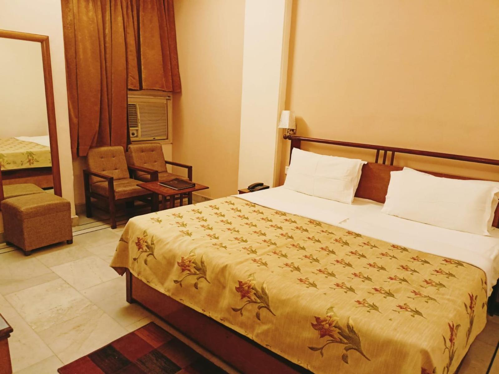 Deluxe Double Room photo 3