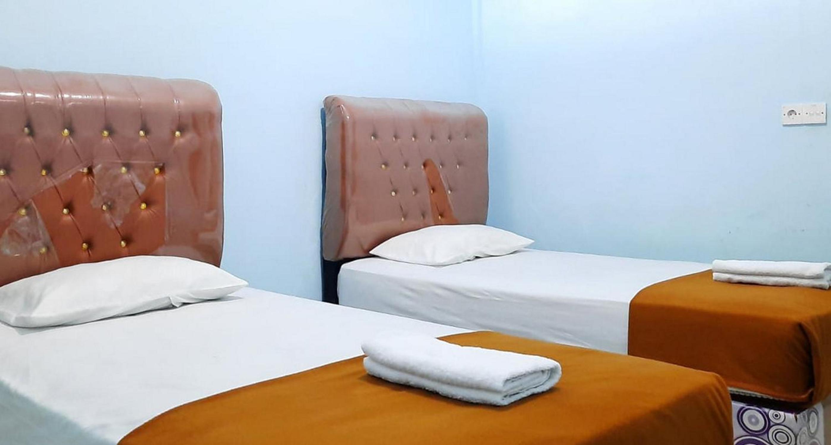 Twin Room - Photo 1