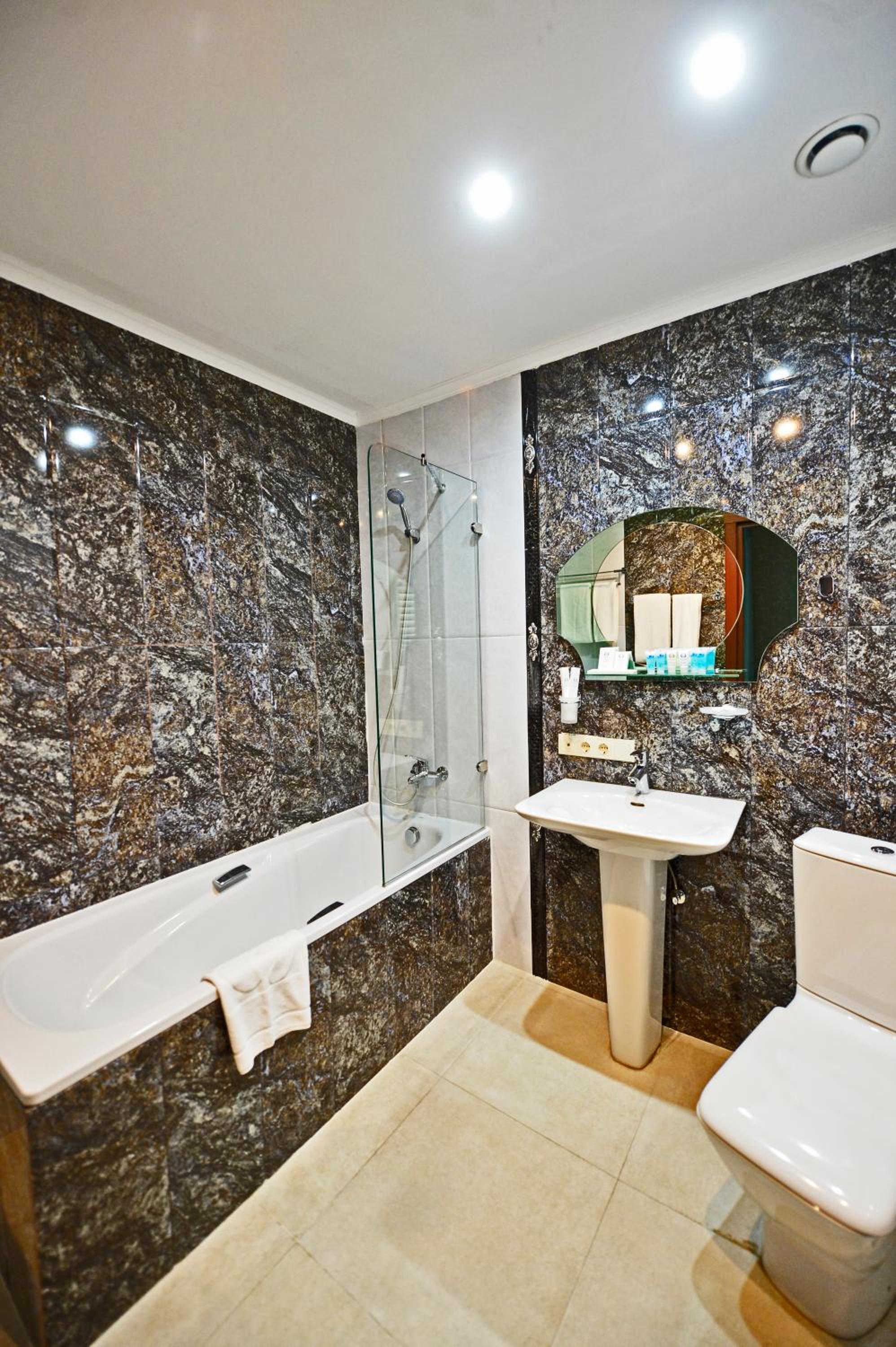 Triple Room photo 2