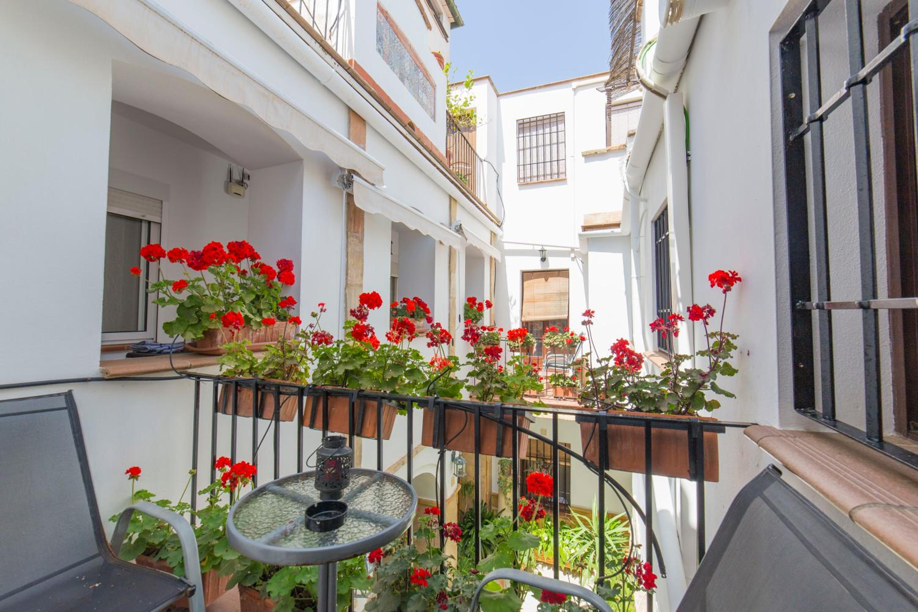 Two bedrooms Apartment with Balcony  - Photo 26