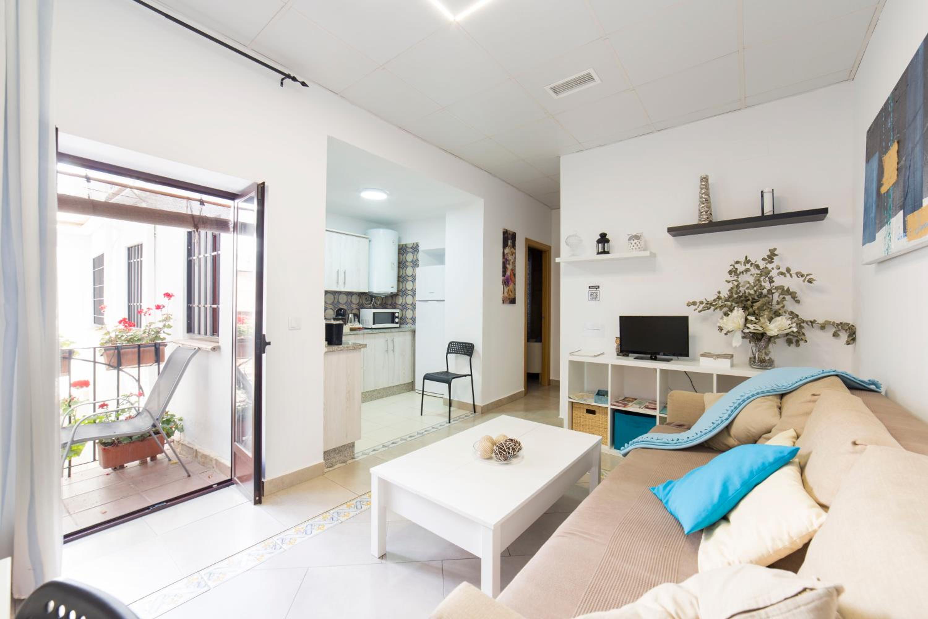 Two bedrooms Apartment with Balcony  - Photo 27