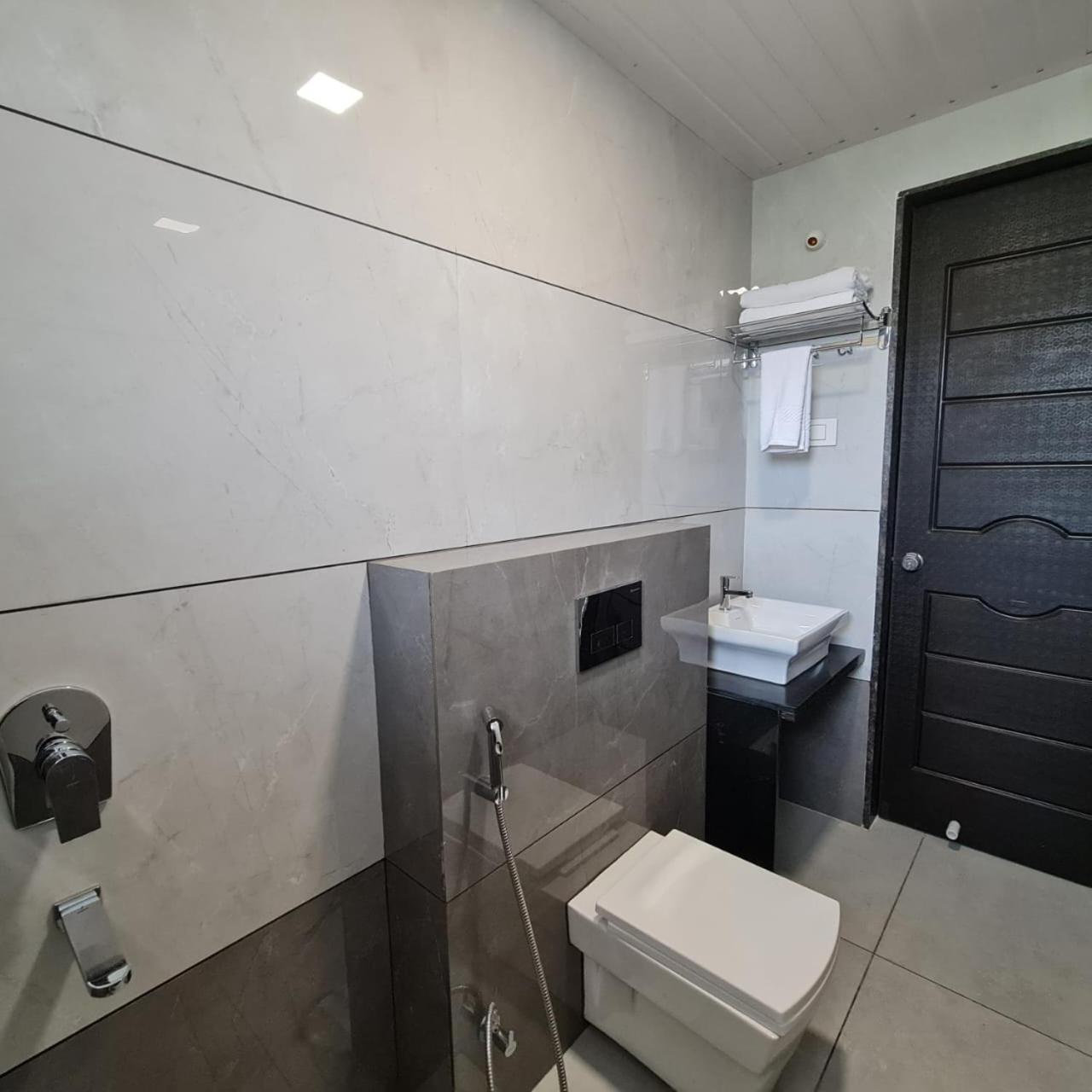 Deluxe Double Room - Photo 2