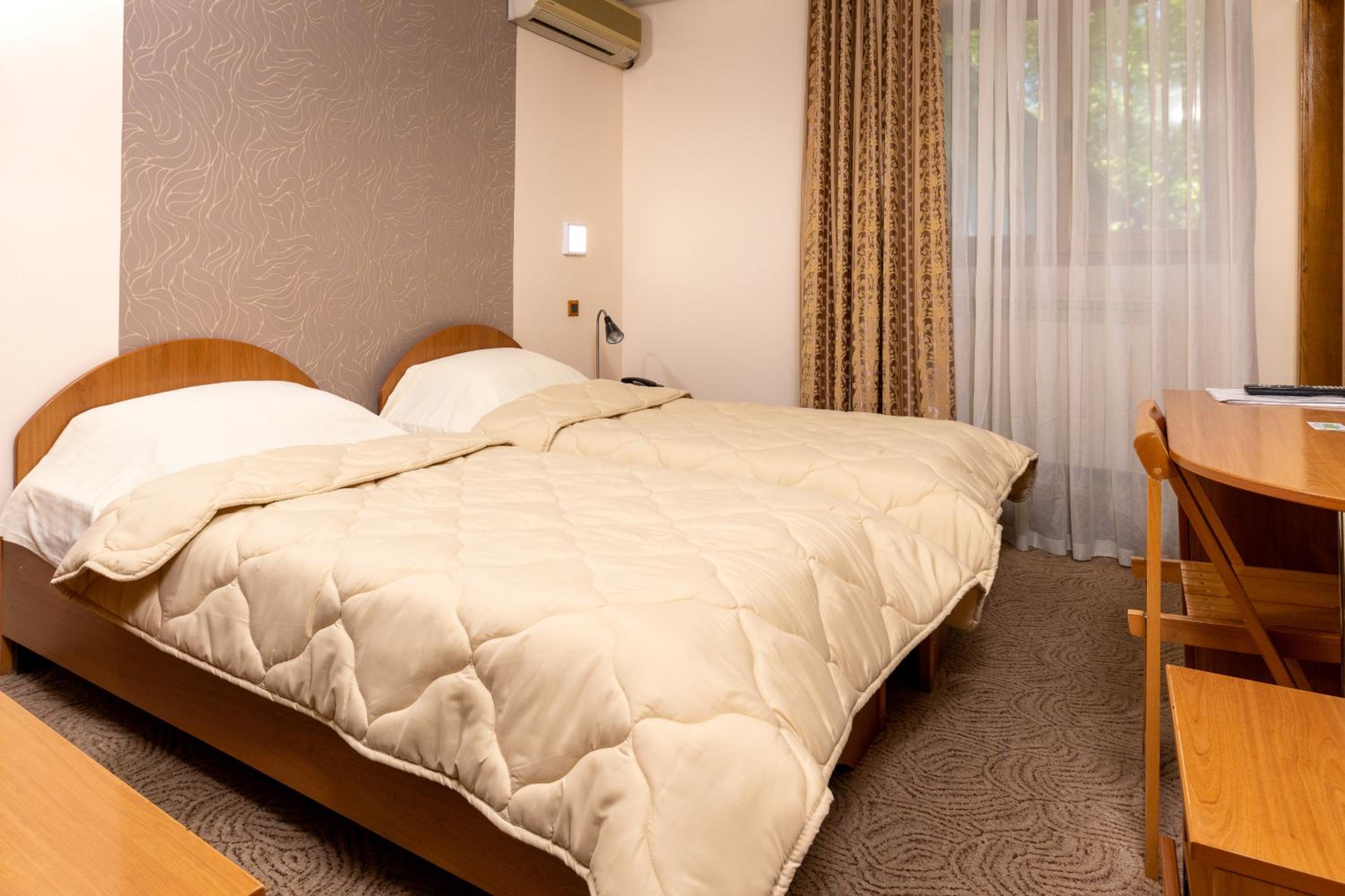 Double or Twin Room photo 1
