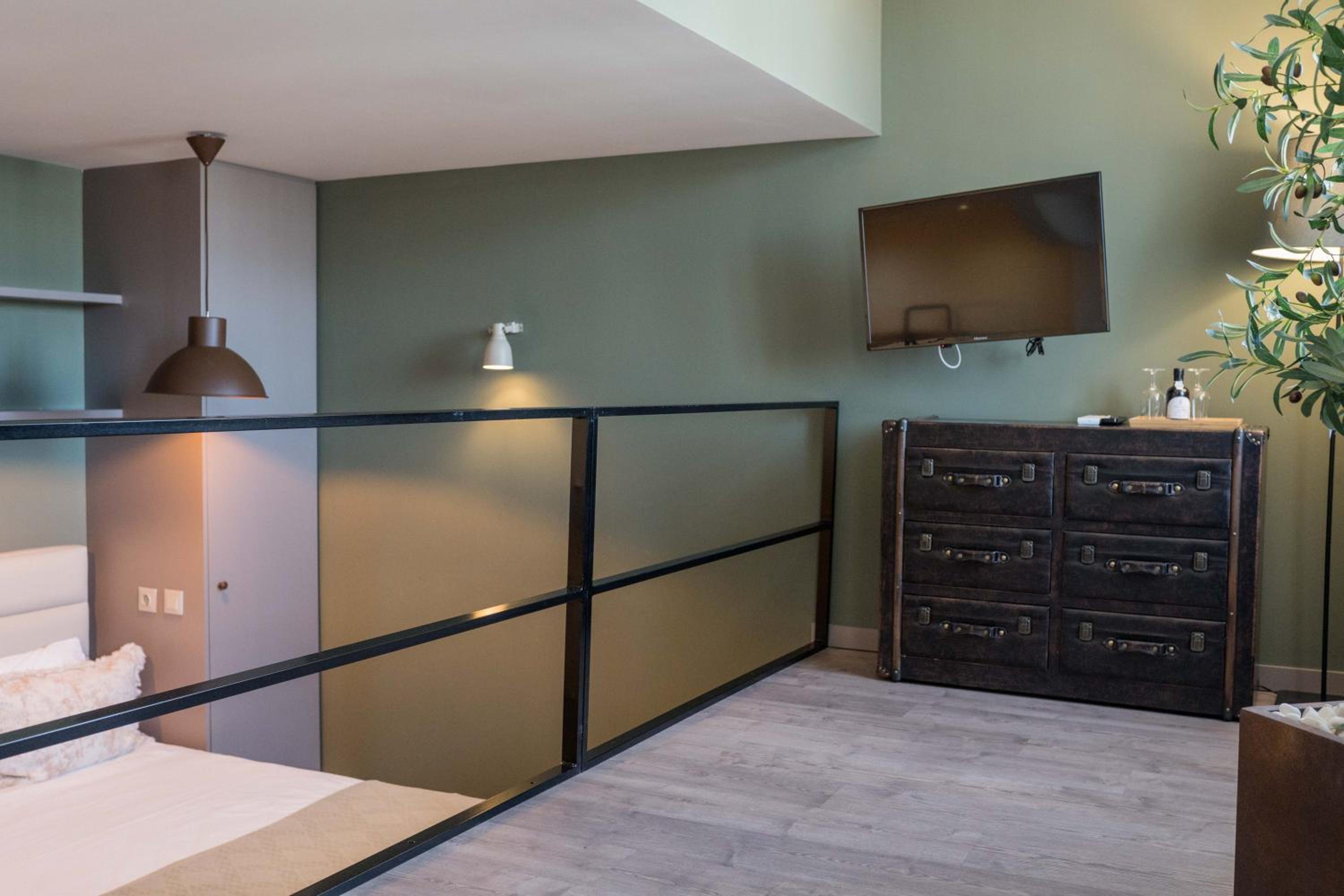 Standard Apartment