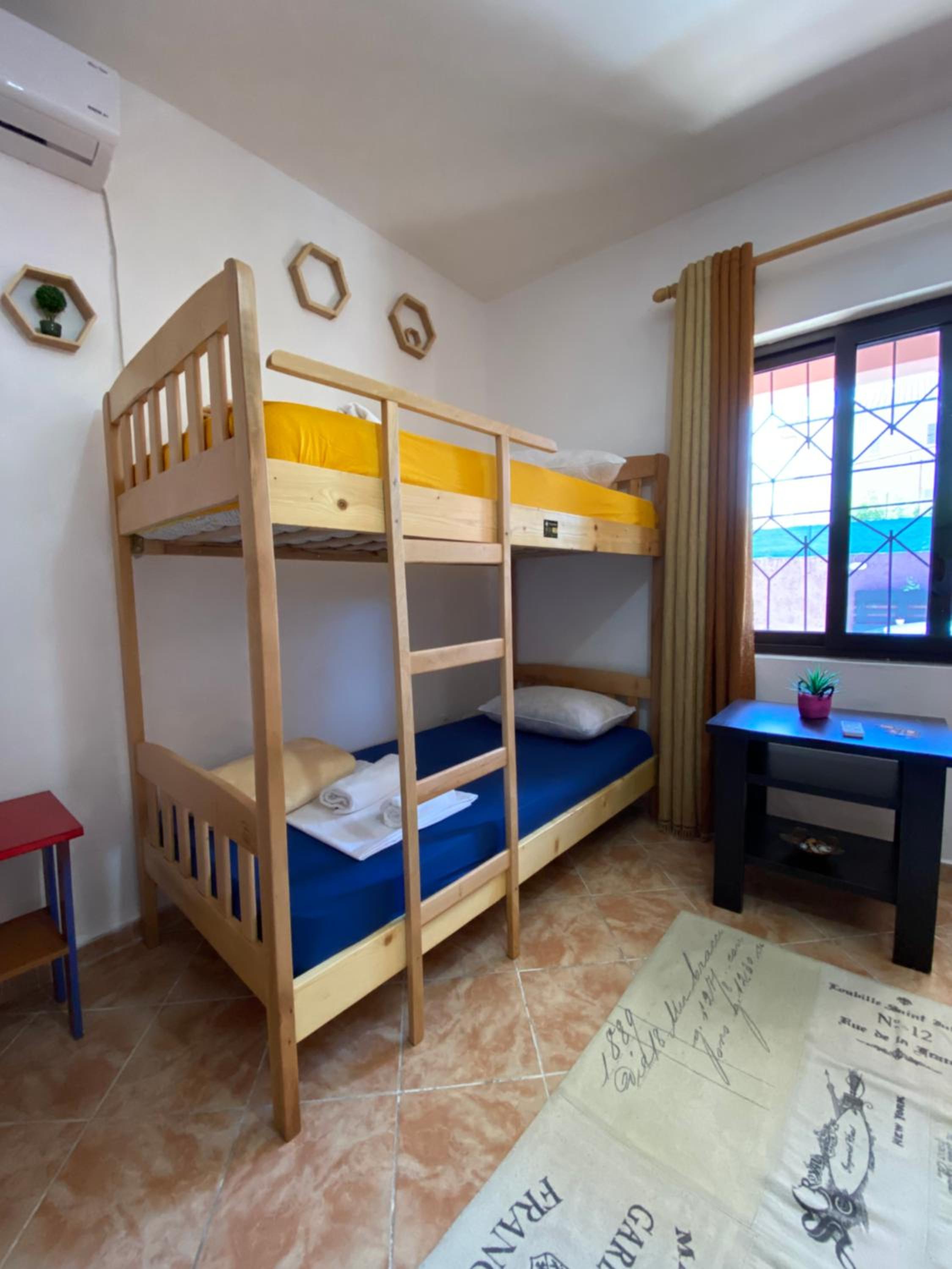 Bed in 6-Bed Dormitory Room photo 2