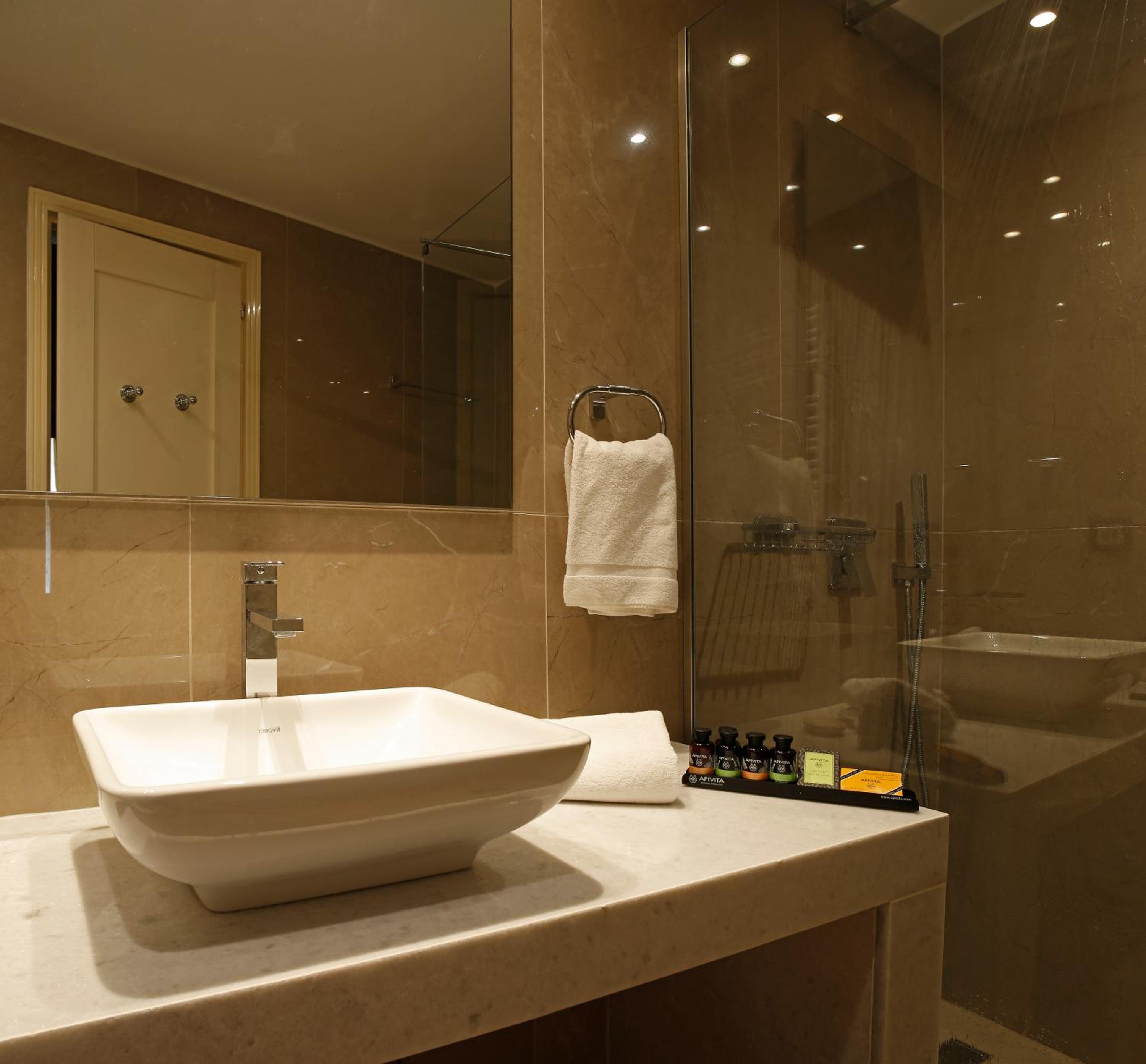Special Offer - Classic Double Room - Photo 2