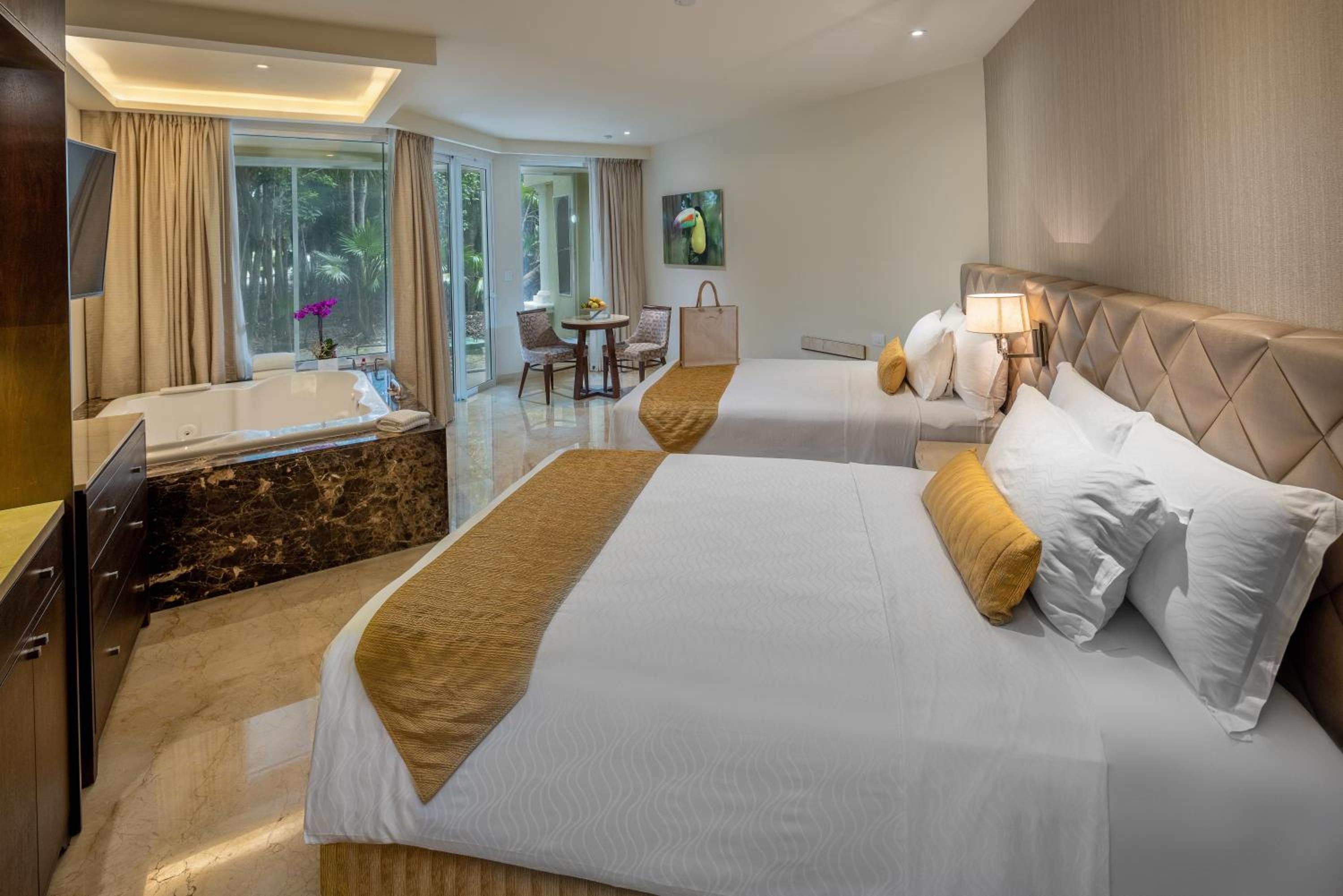 Superior Two Bedroom Presidential Suite Golf Course - Kids & Teens Free