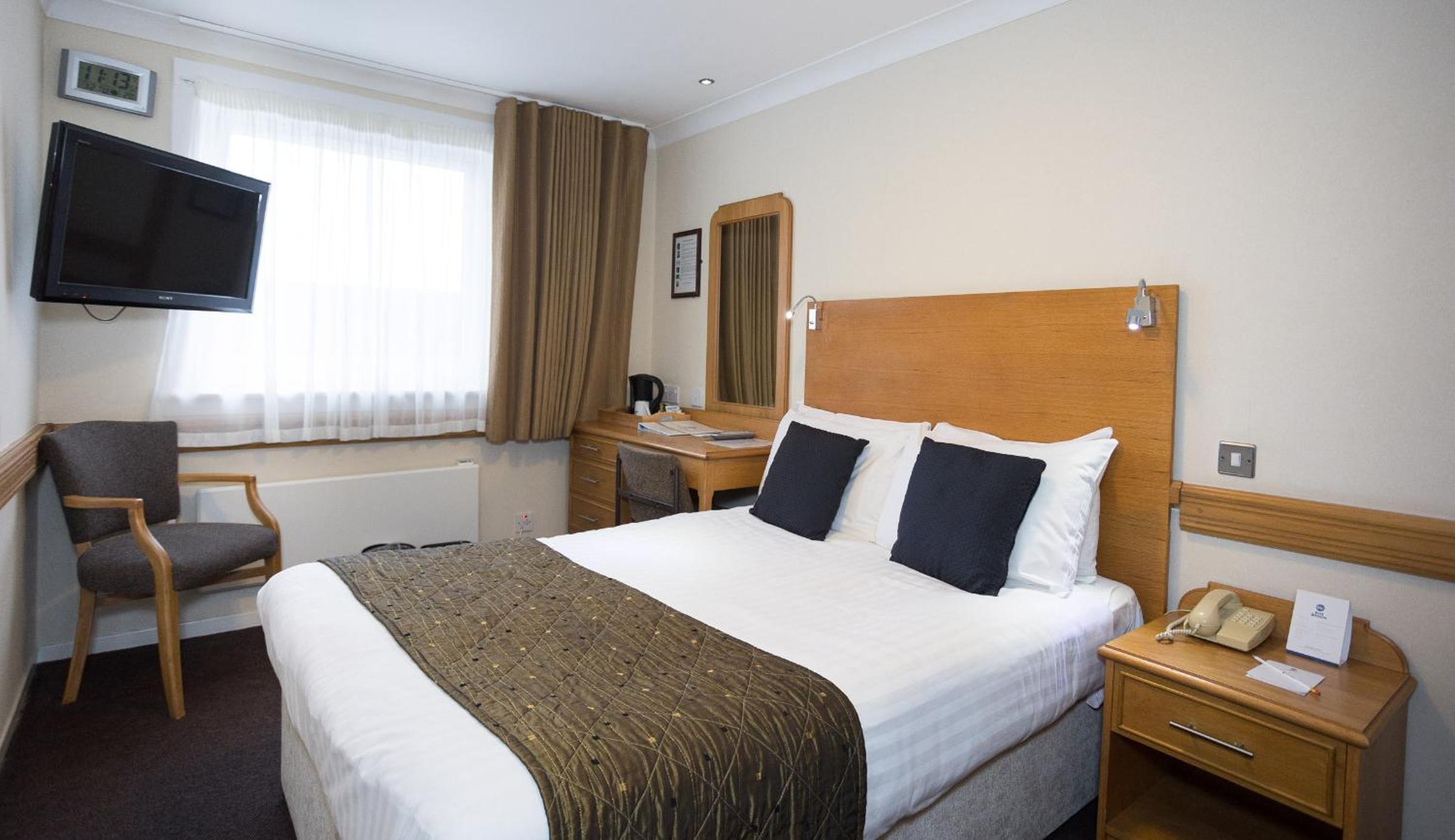 Double Room - Non-Smoking  - Photo 1