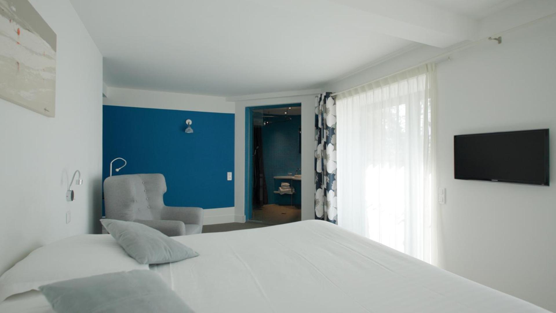 Suite with Sea View with Terrace - Photo 4