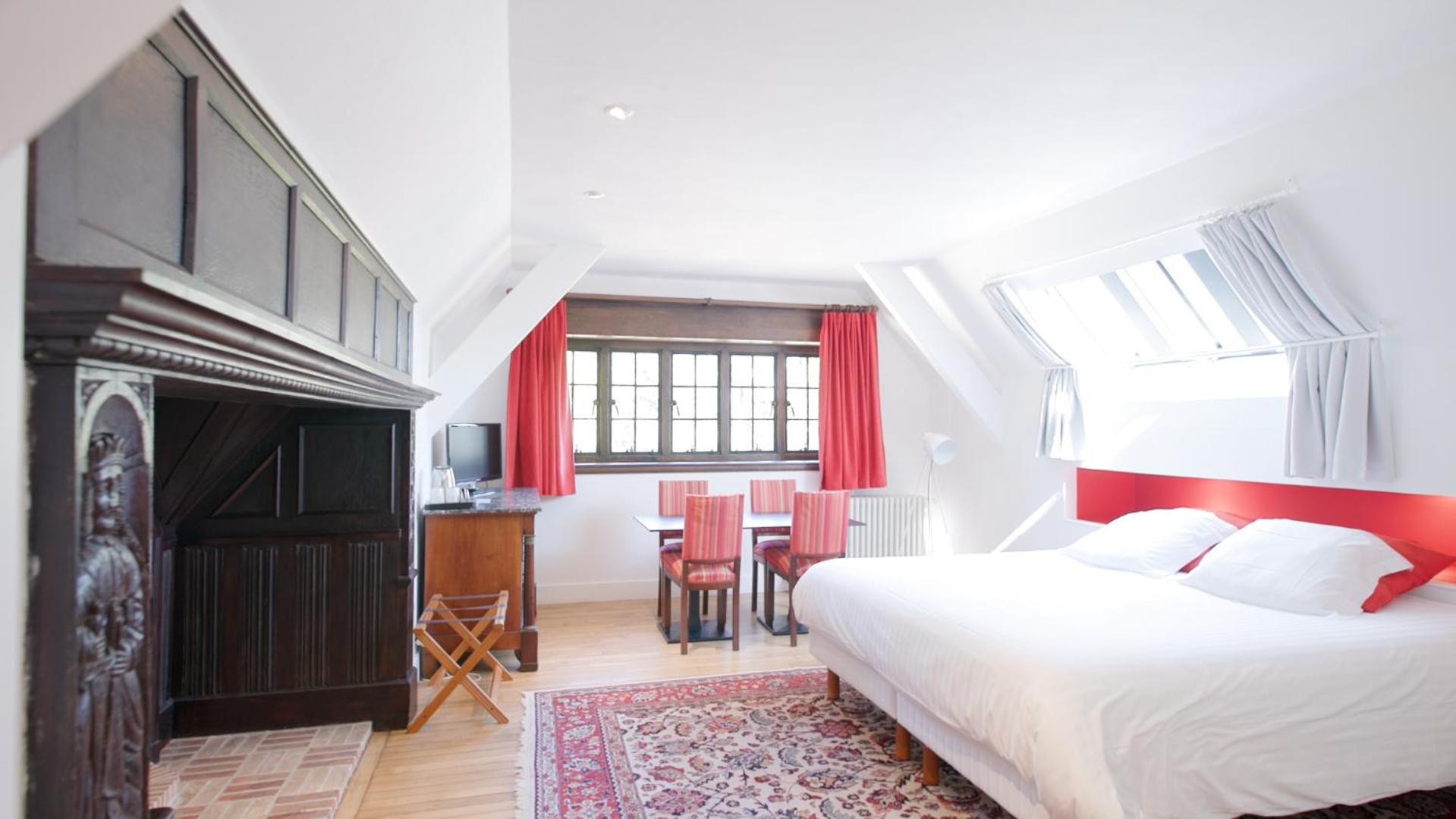 Family Suite (2 Adults + 2 Children) photo 3