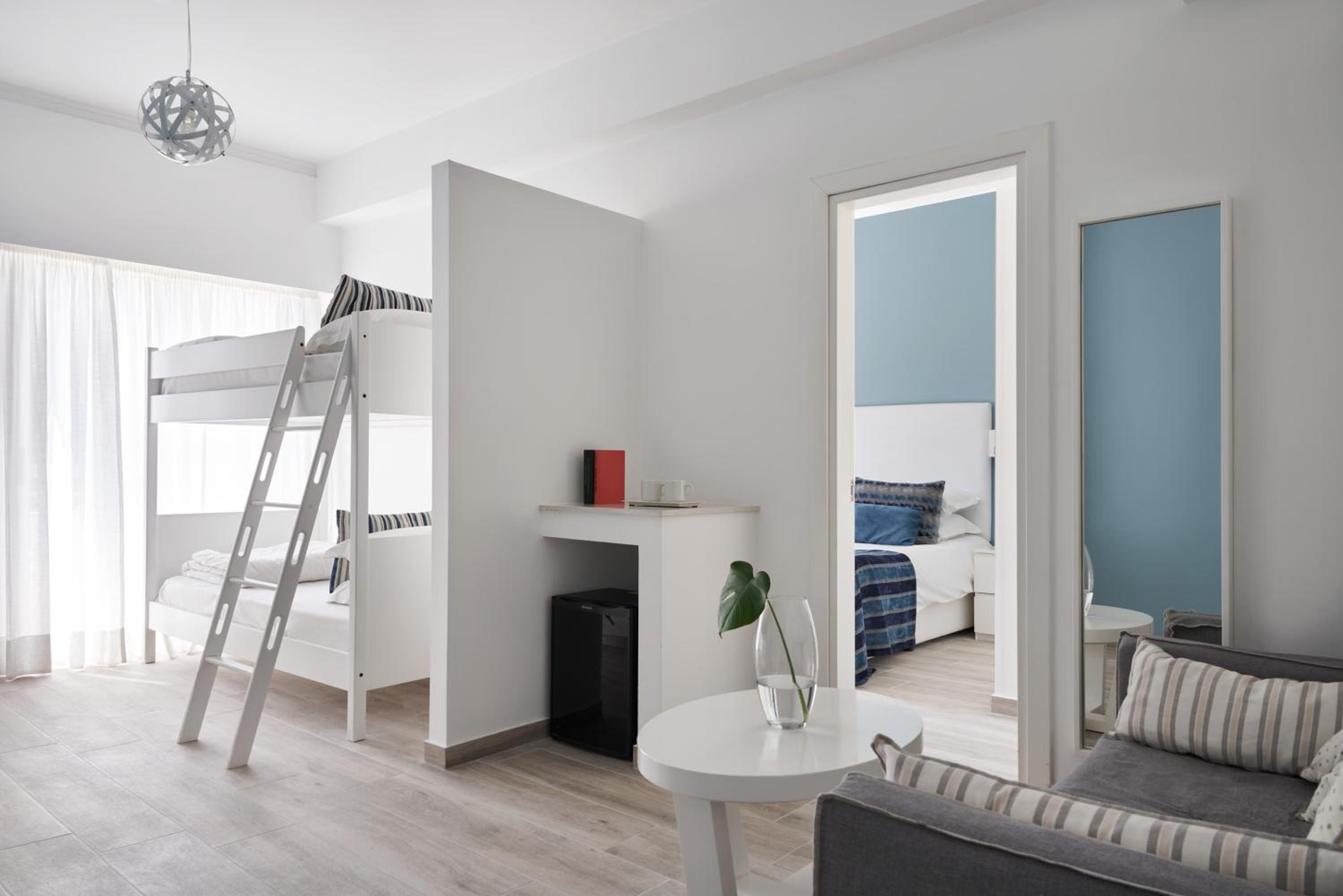 Family Suite Inland View photo 2