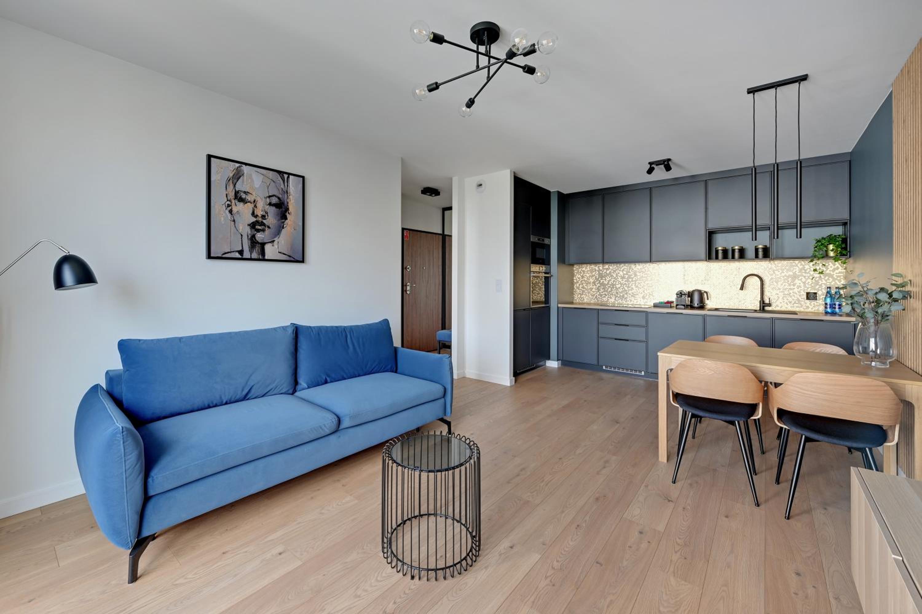 Deluxe Apartment