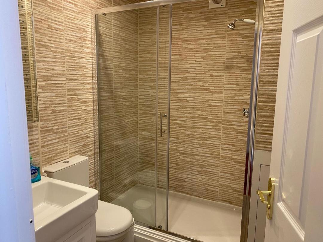 Deluxe Executive Double Ensuite - Photo 24