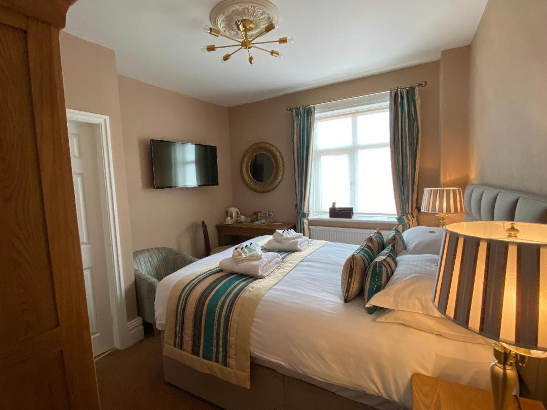 Deluxe Executive Double Ensuite - Photo 11