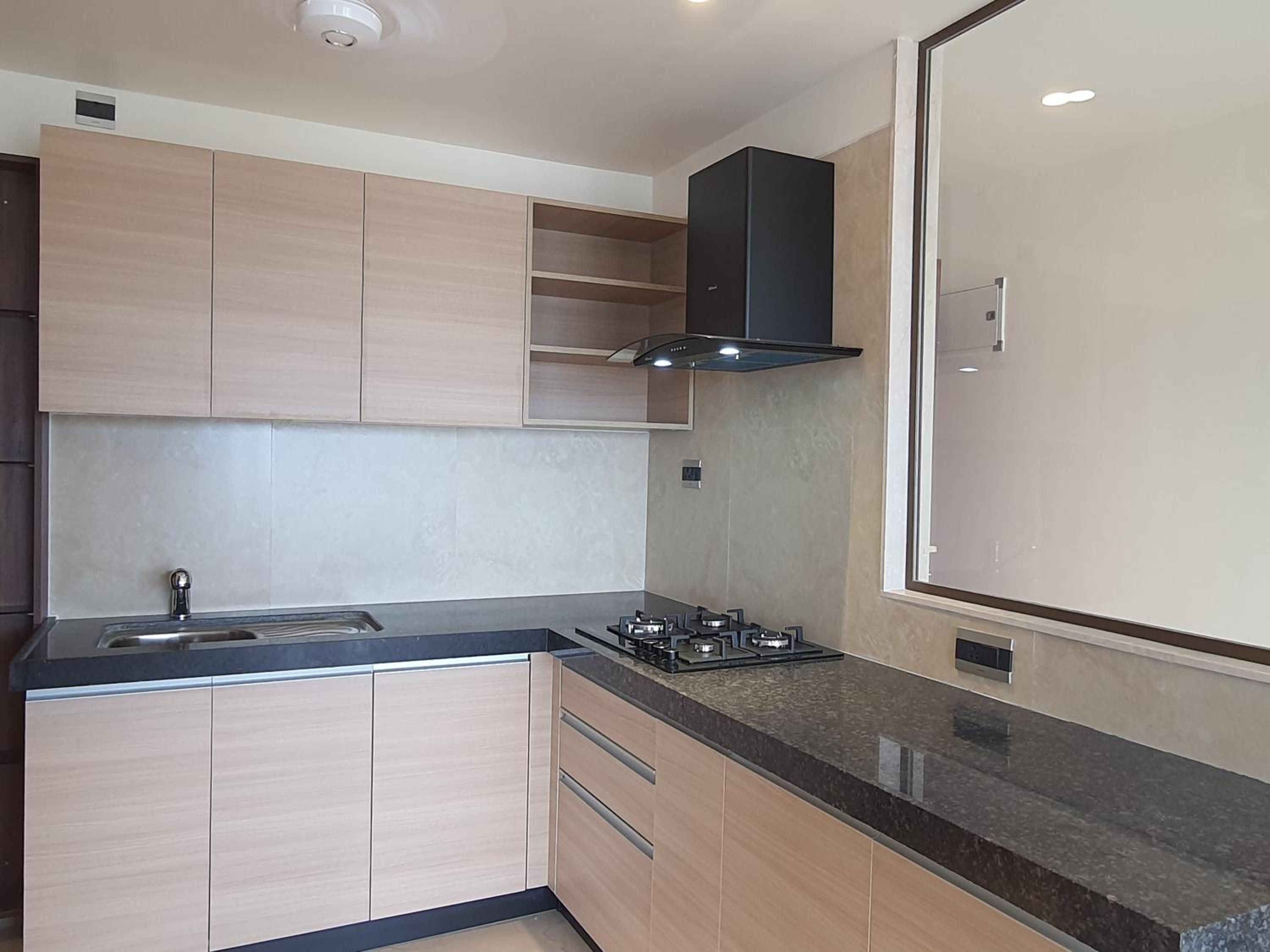 One-Bedroom Apartment - Photo 3