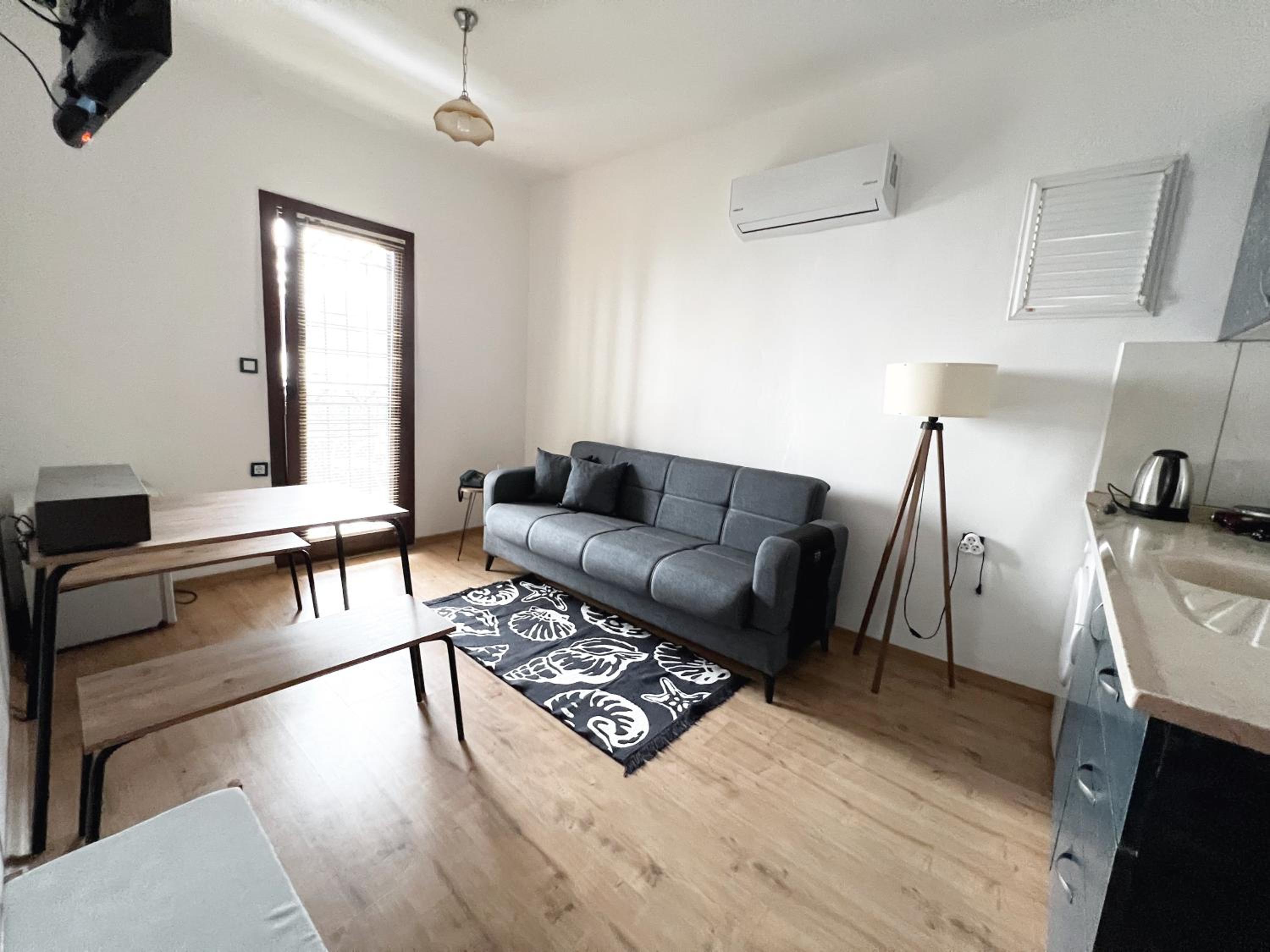Apartment photo 1
