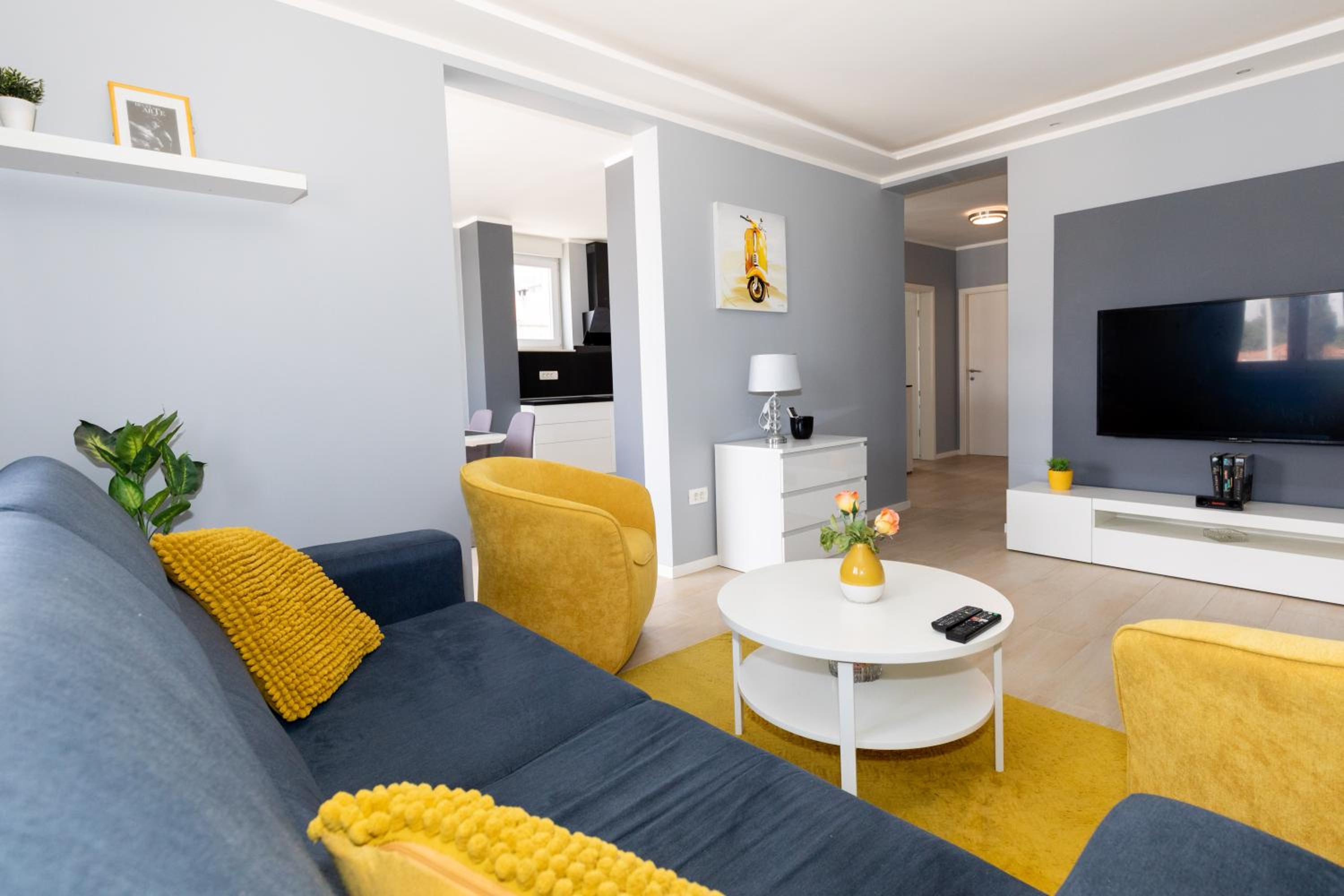 One-Bedroom Apartment