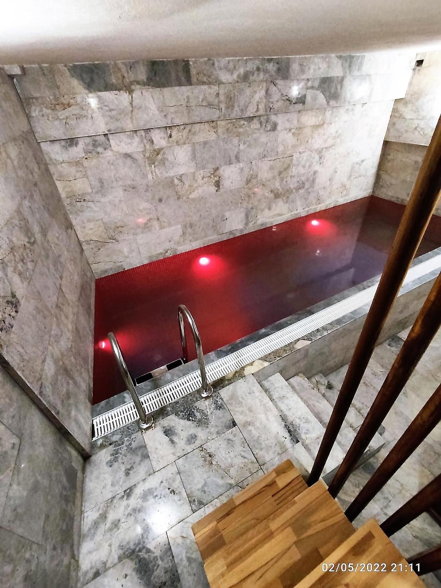 Suite with Private Pool - Photo 3
