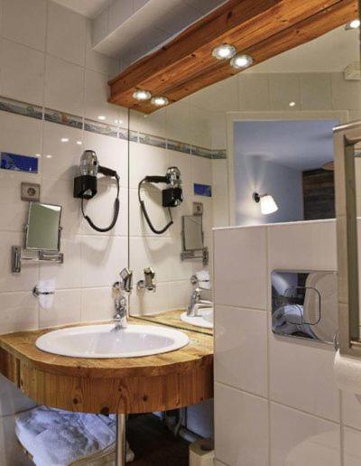 Double Room - Photo 9