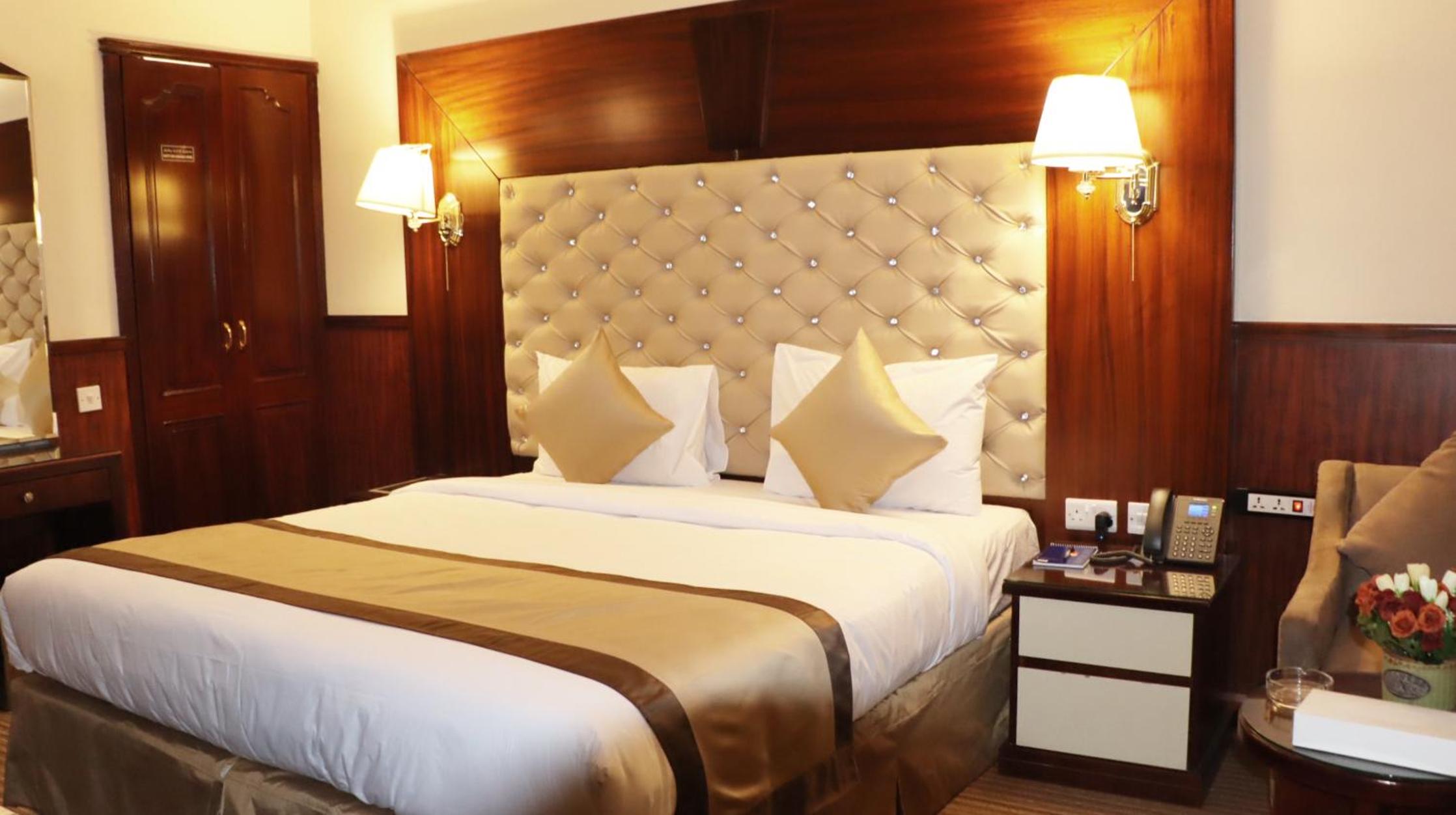 Standard Double or Twin Room photo 2