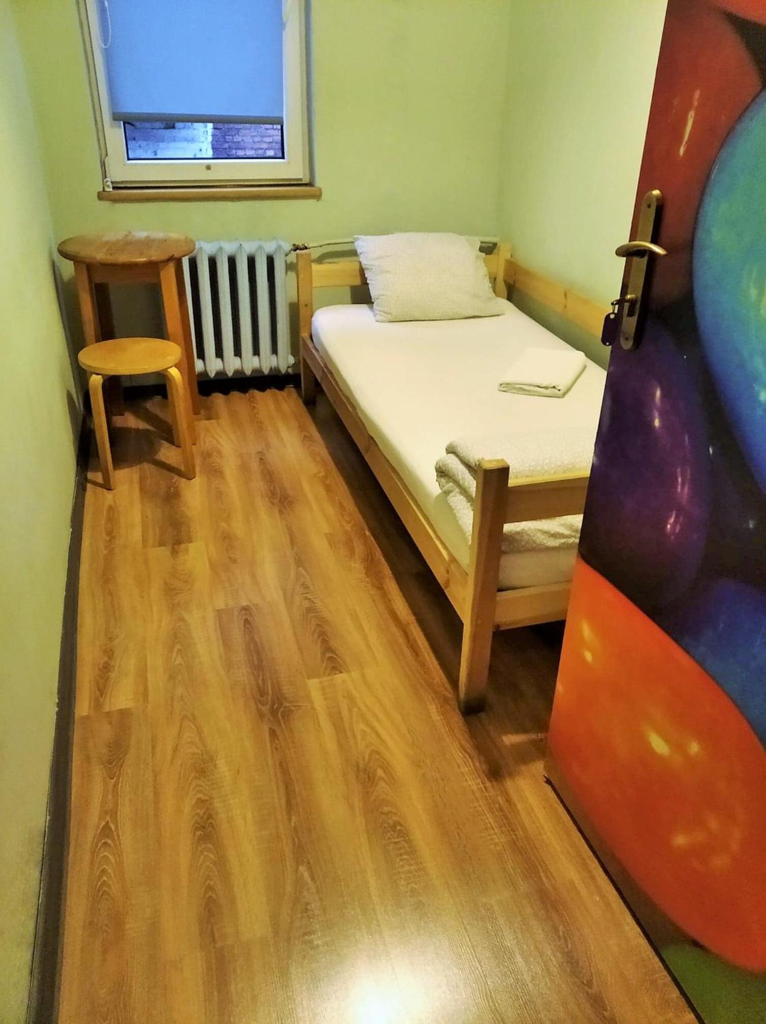Standard Single Room with Shared Bathroom photo 1
