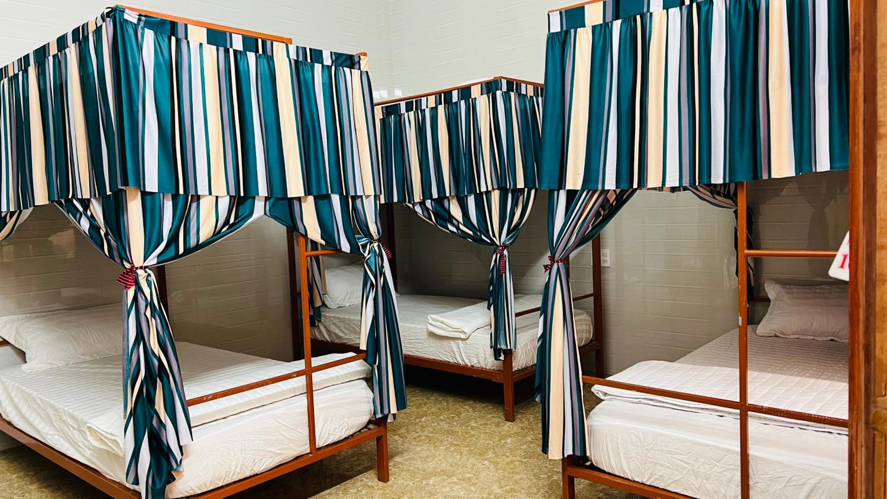 Bed In 6-Bed Dormitory Room photo 1