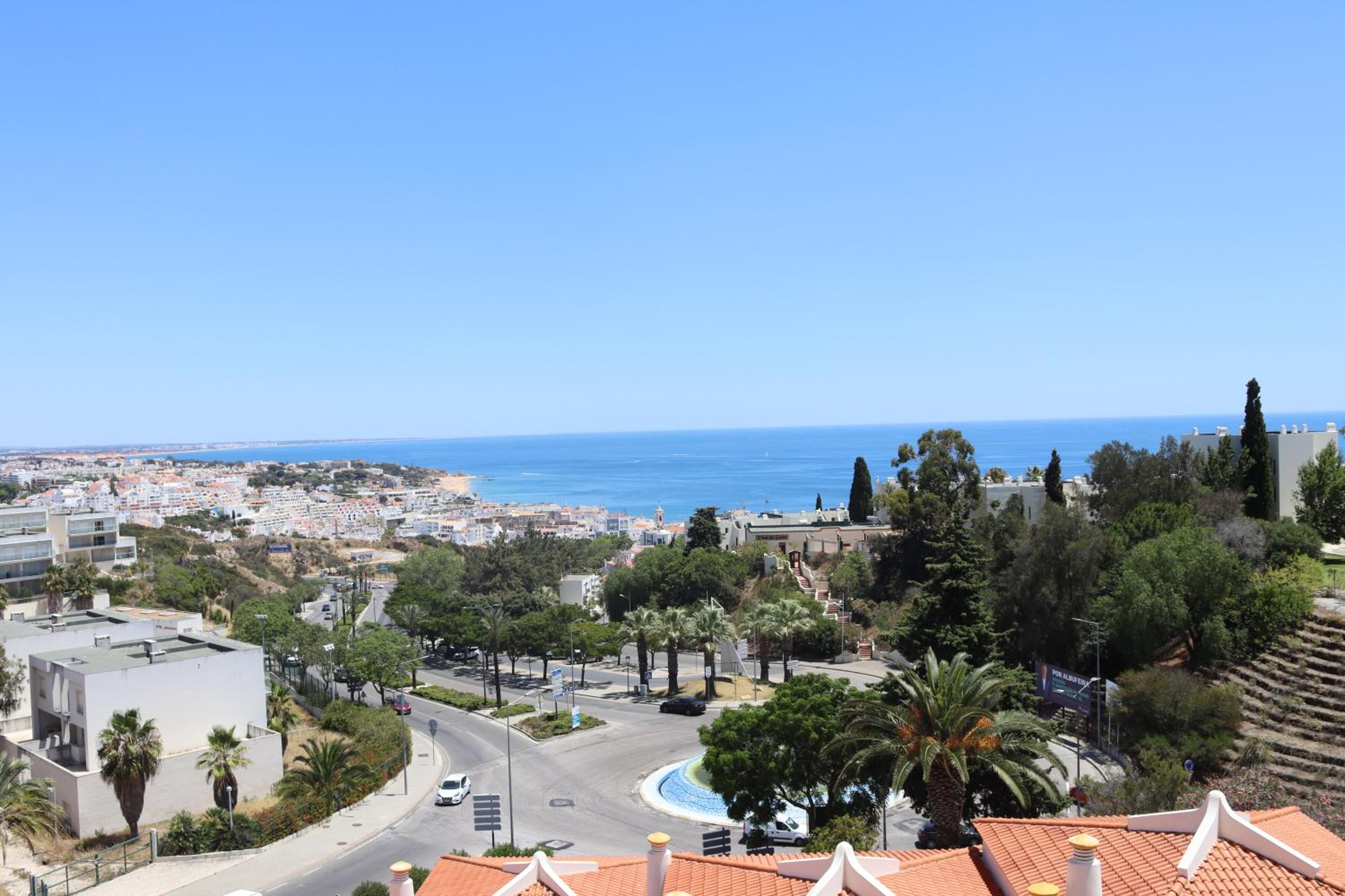 One-Bedroom Apartment with Sea View