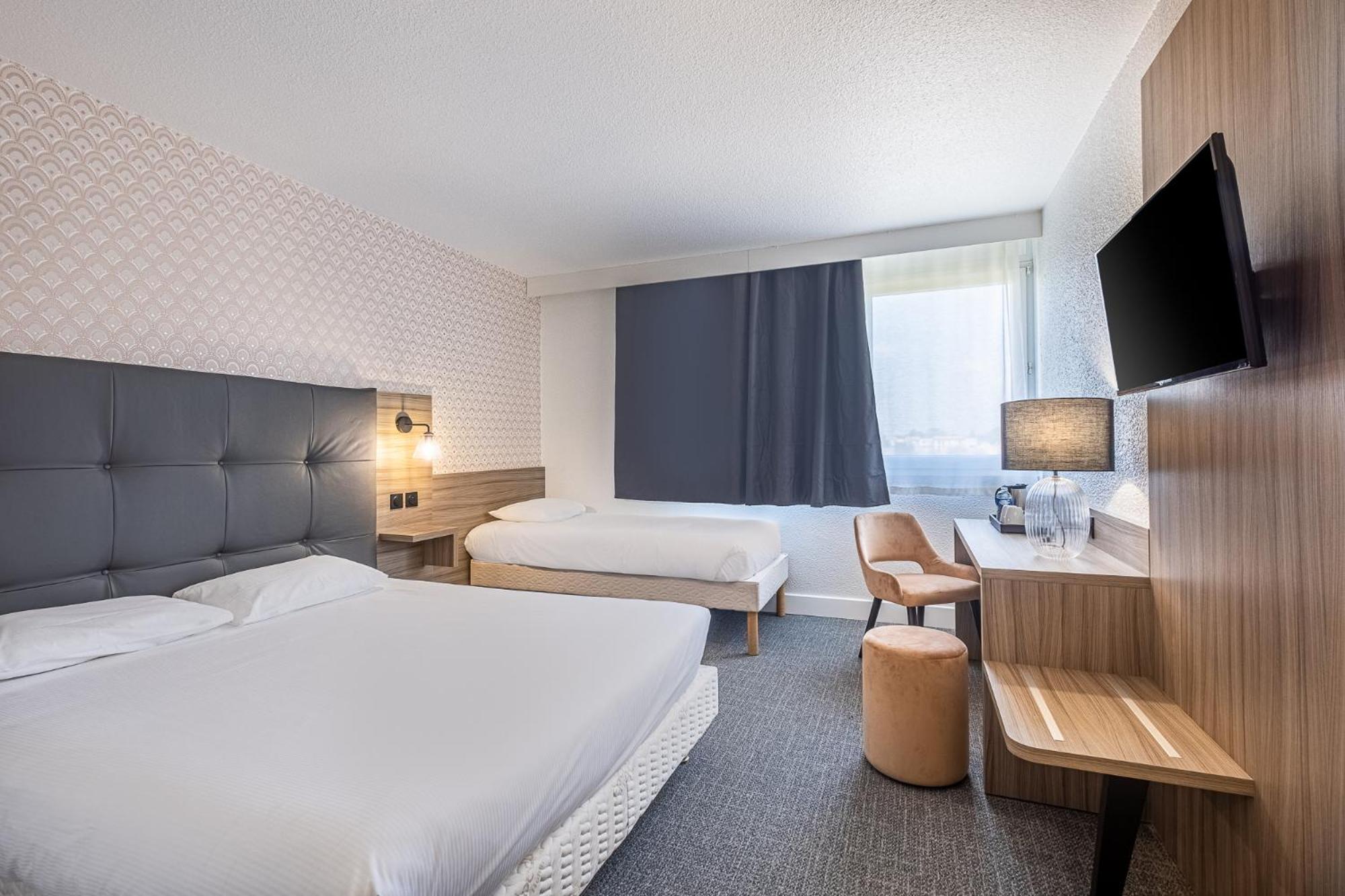 Comfort Triple Room - Photo 13