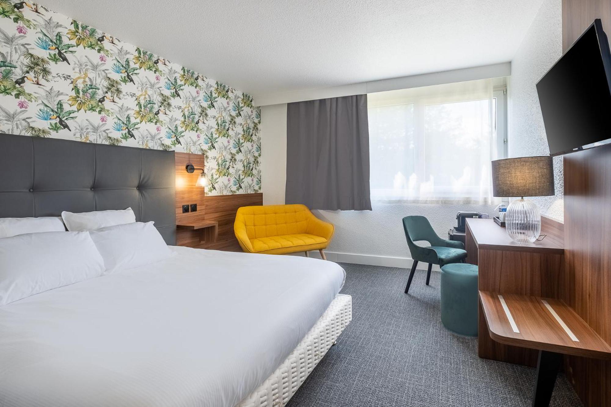 Premium Double Room - Photo 9