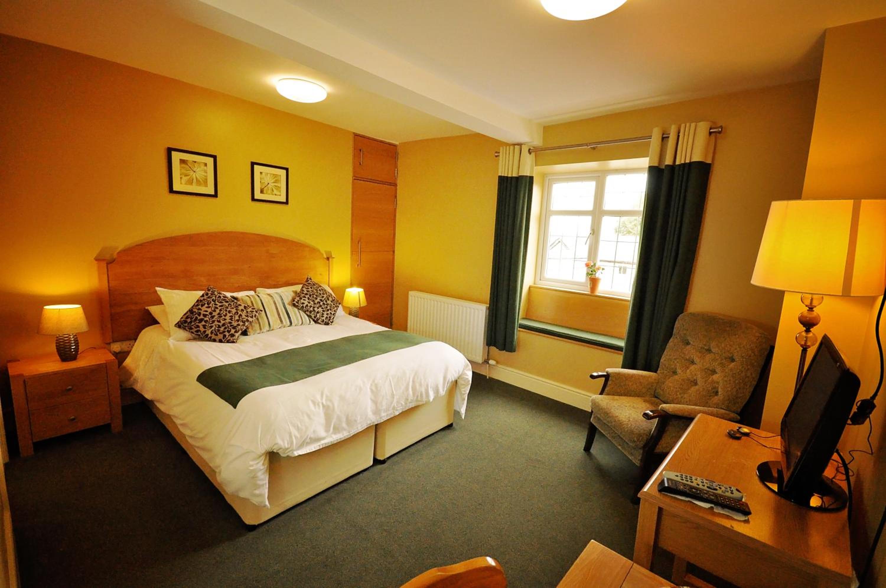 Double Room with Private Bathroom photo 1