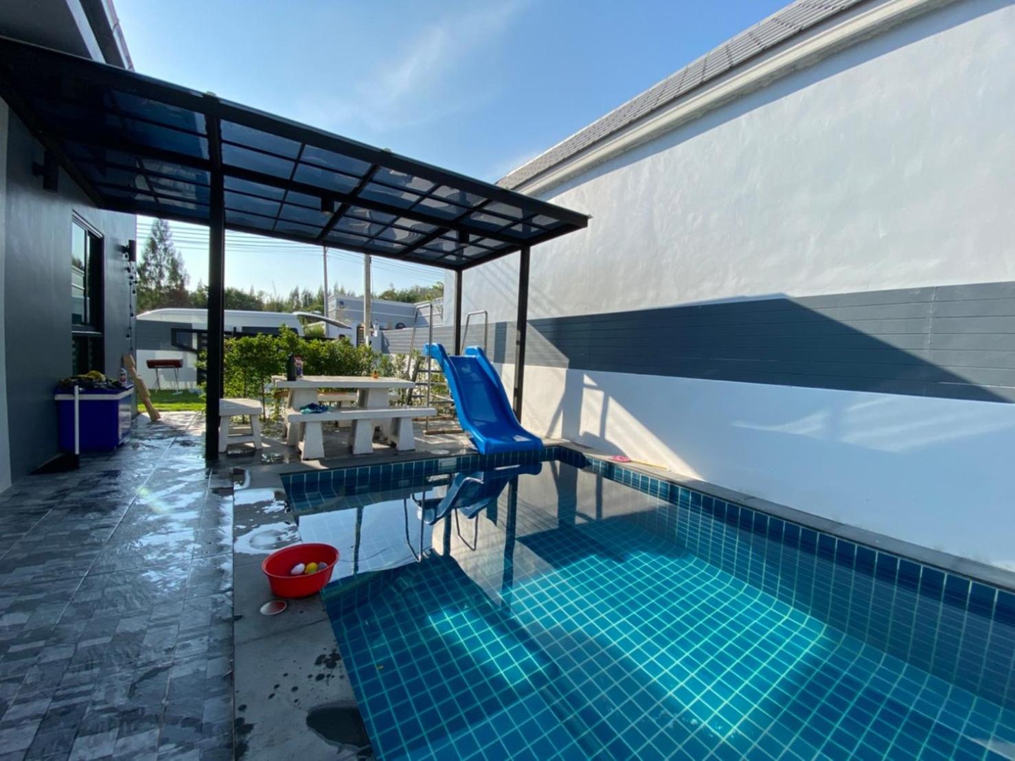 Three-Bedroom Villa - Photo 14