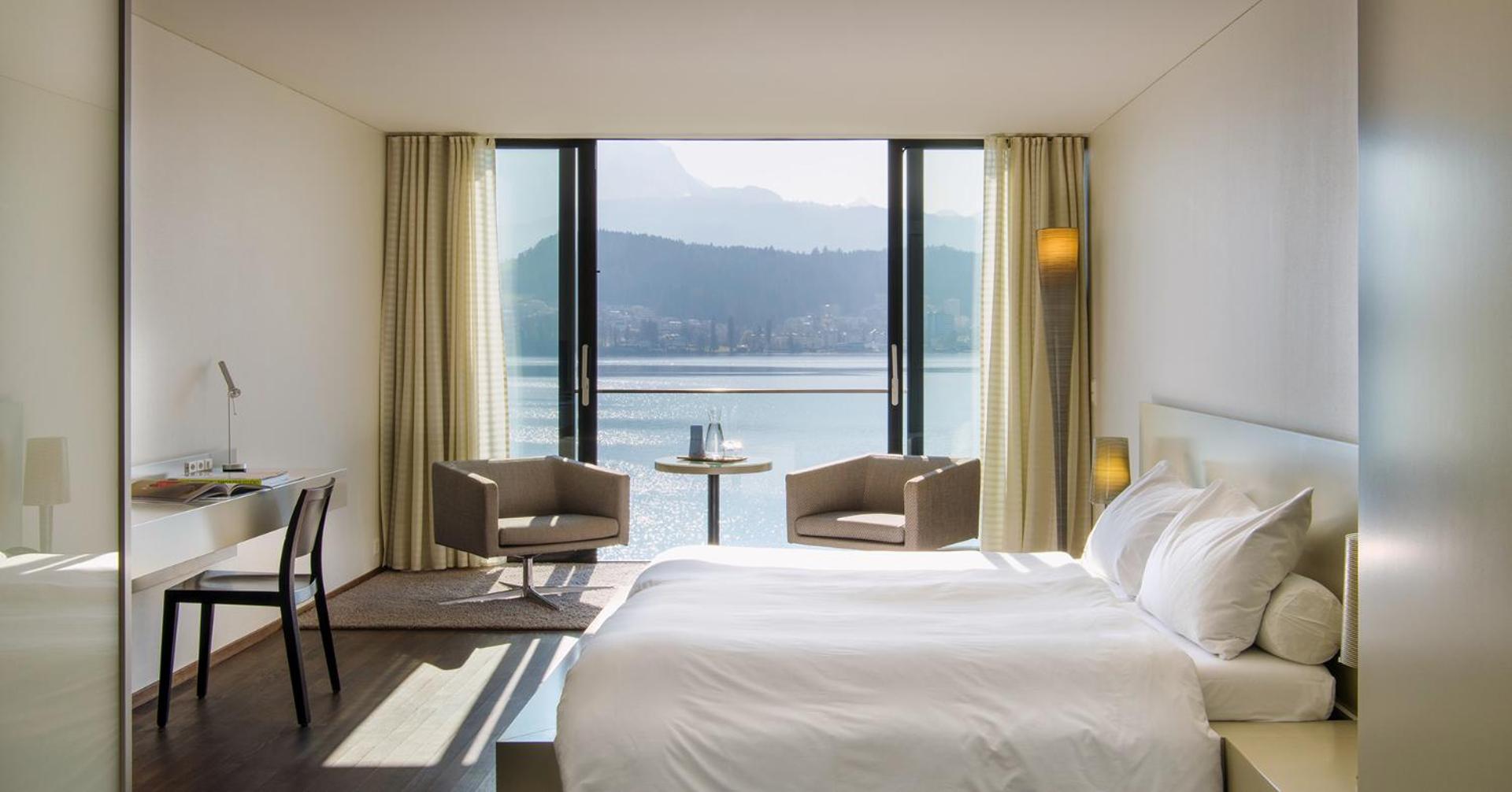 Lake View Deluxe - Photo 1