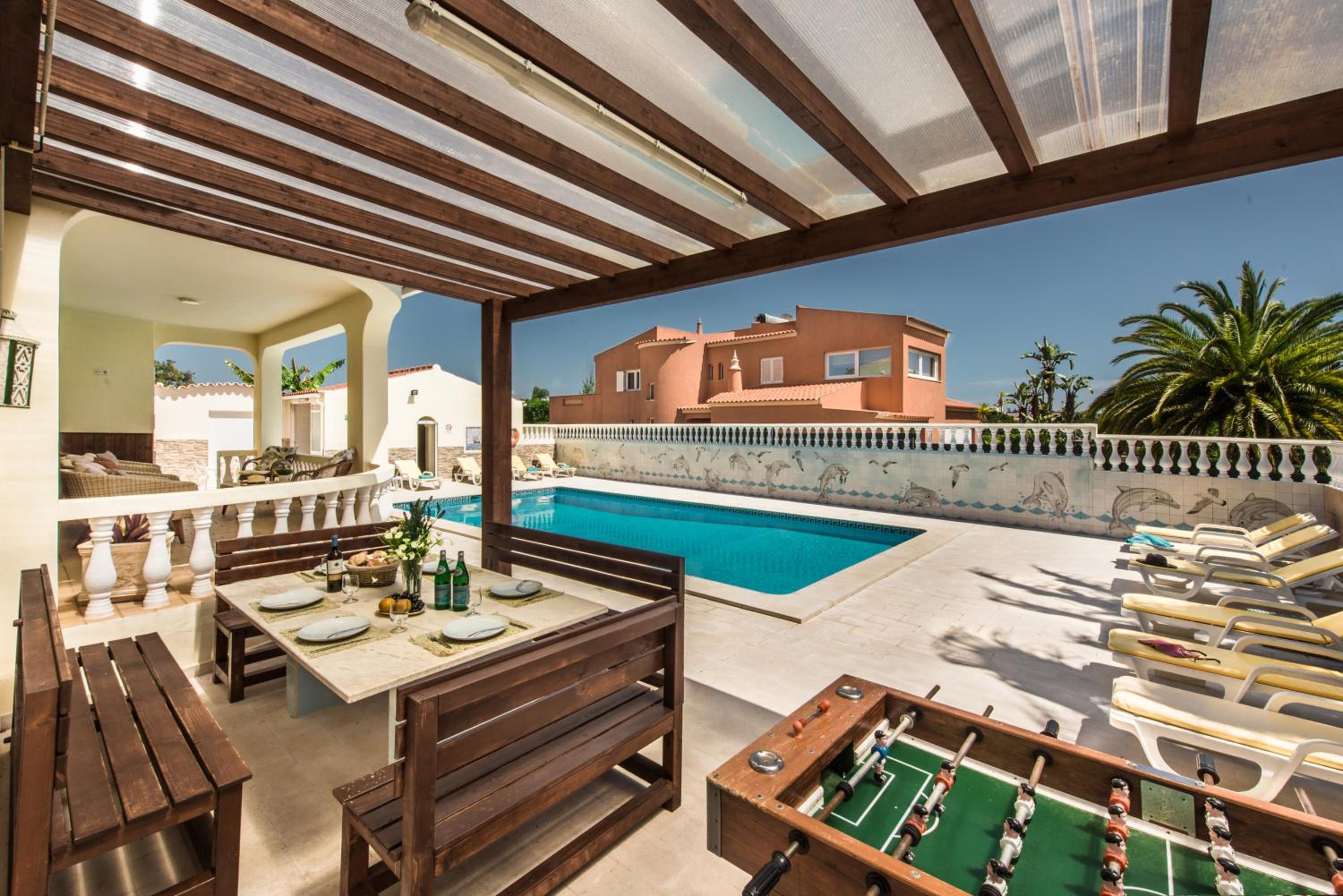 Five-Bedroom Villa photo 3