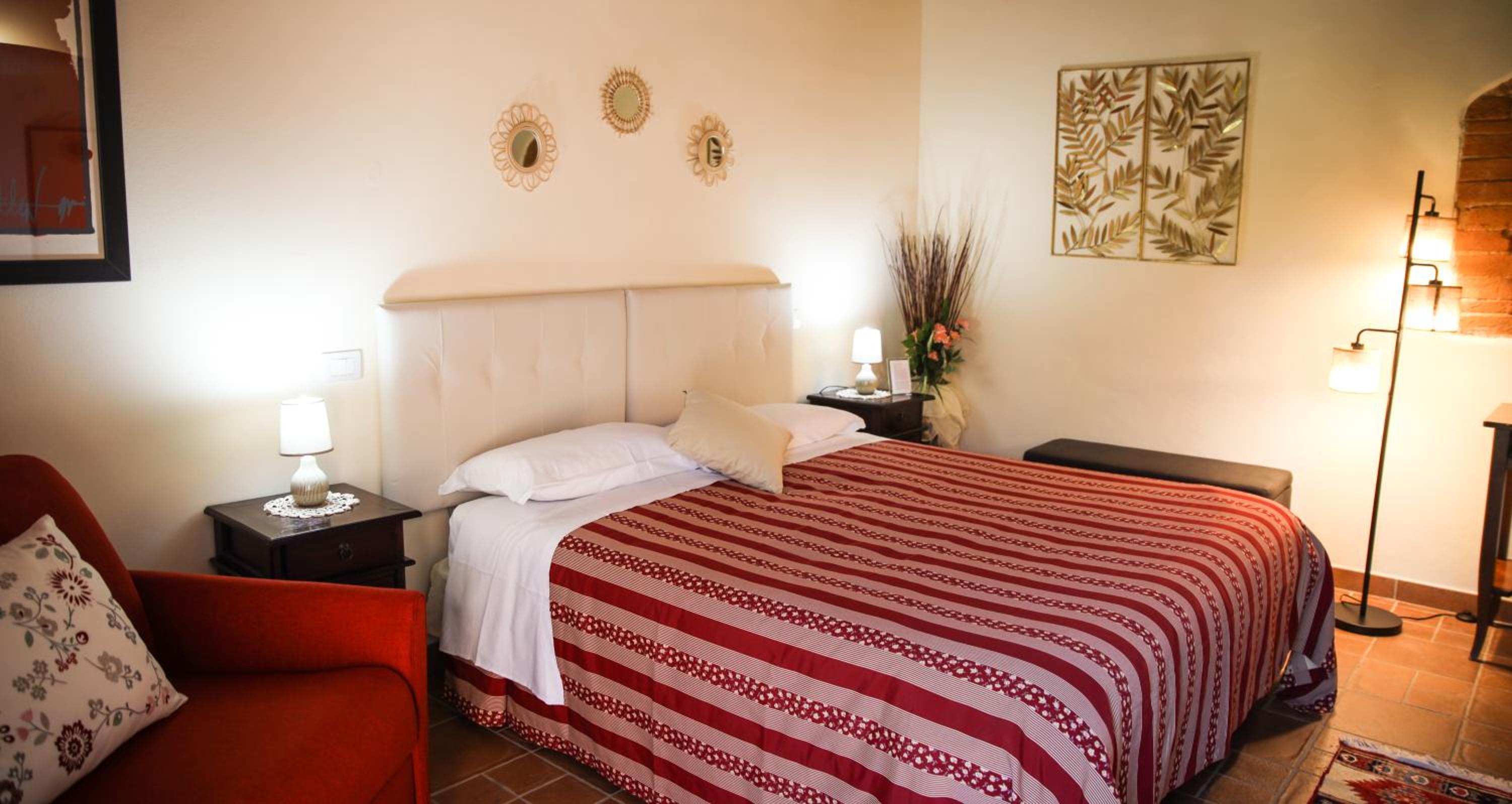 Triple Room with Private Bathroom photo 1