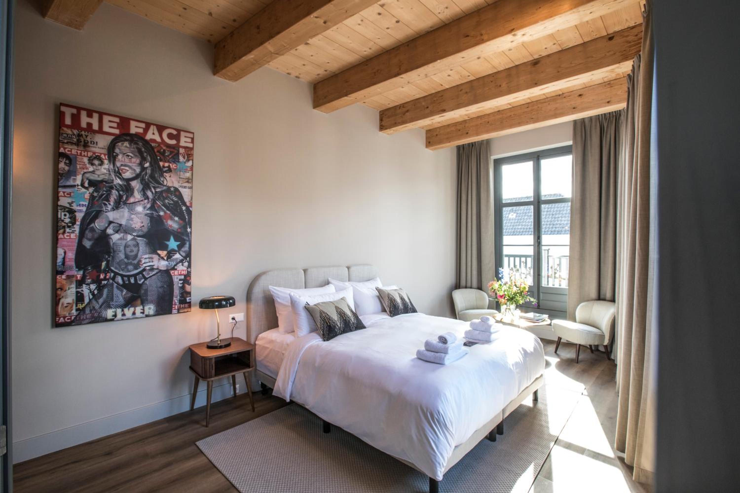 Double Room with Balcony - Photo 1