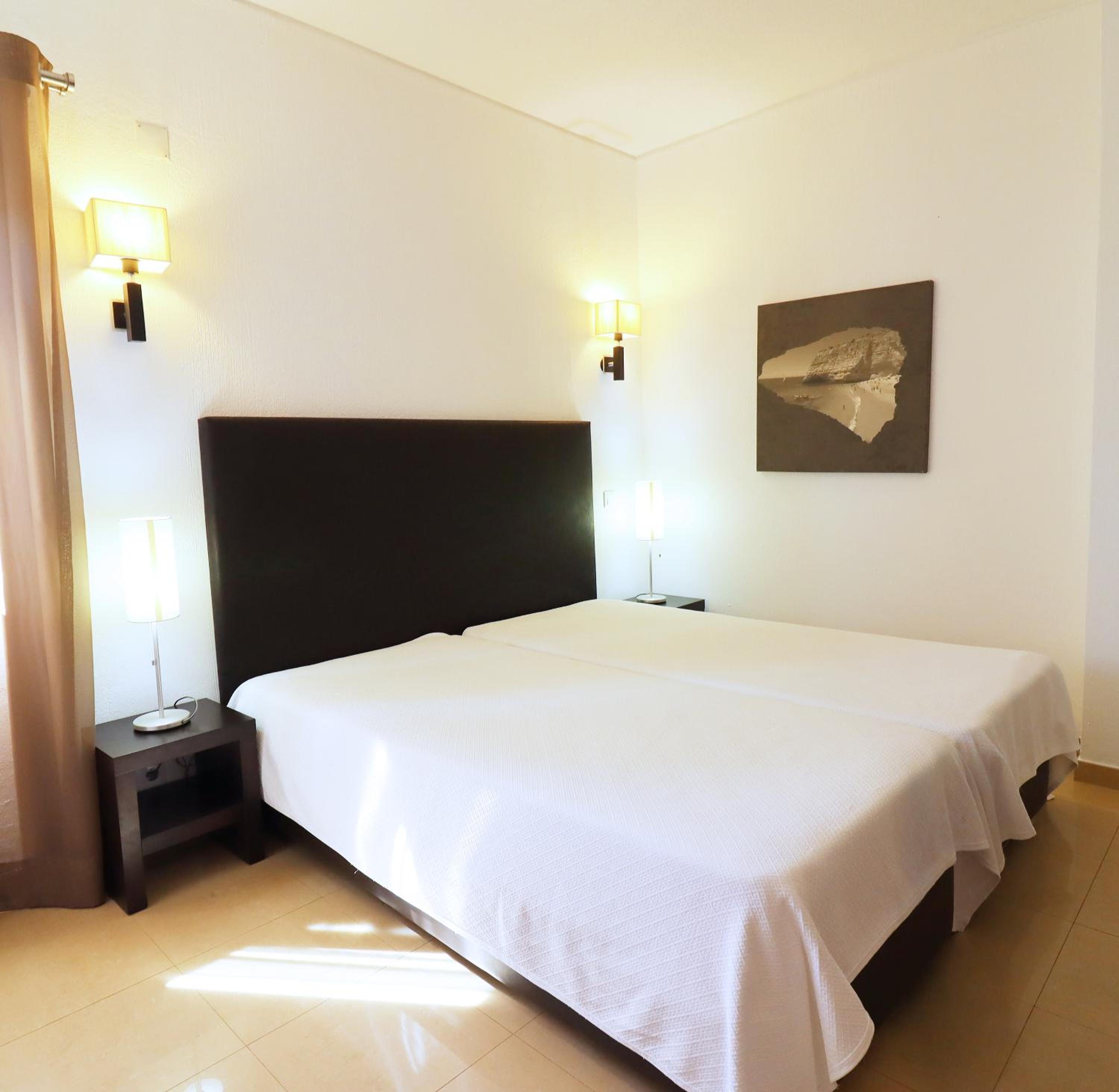 Superior Three-Bedroom Apartment with Sea View