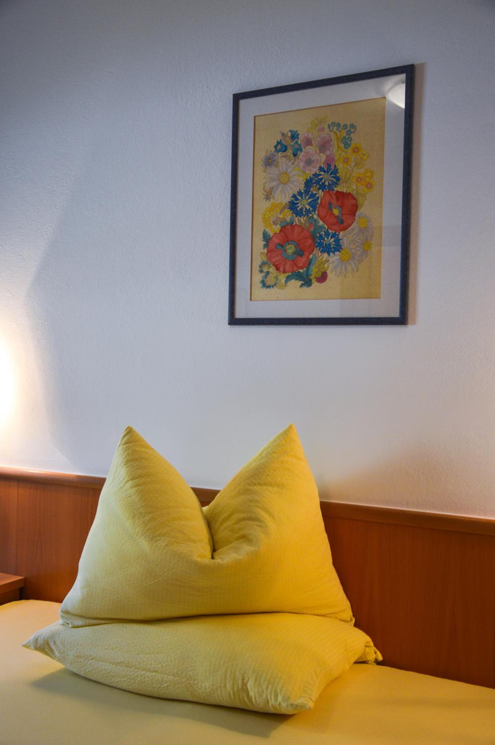 Double Room with Balcony - Photo 2